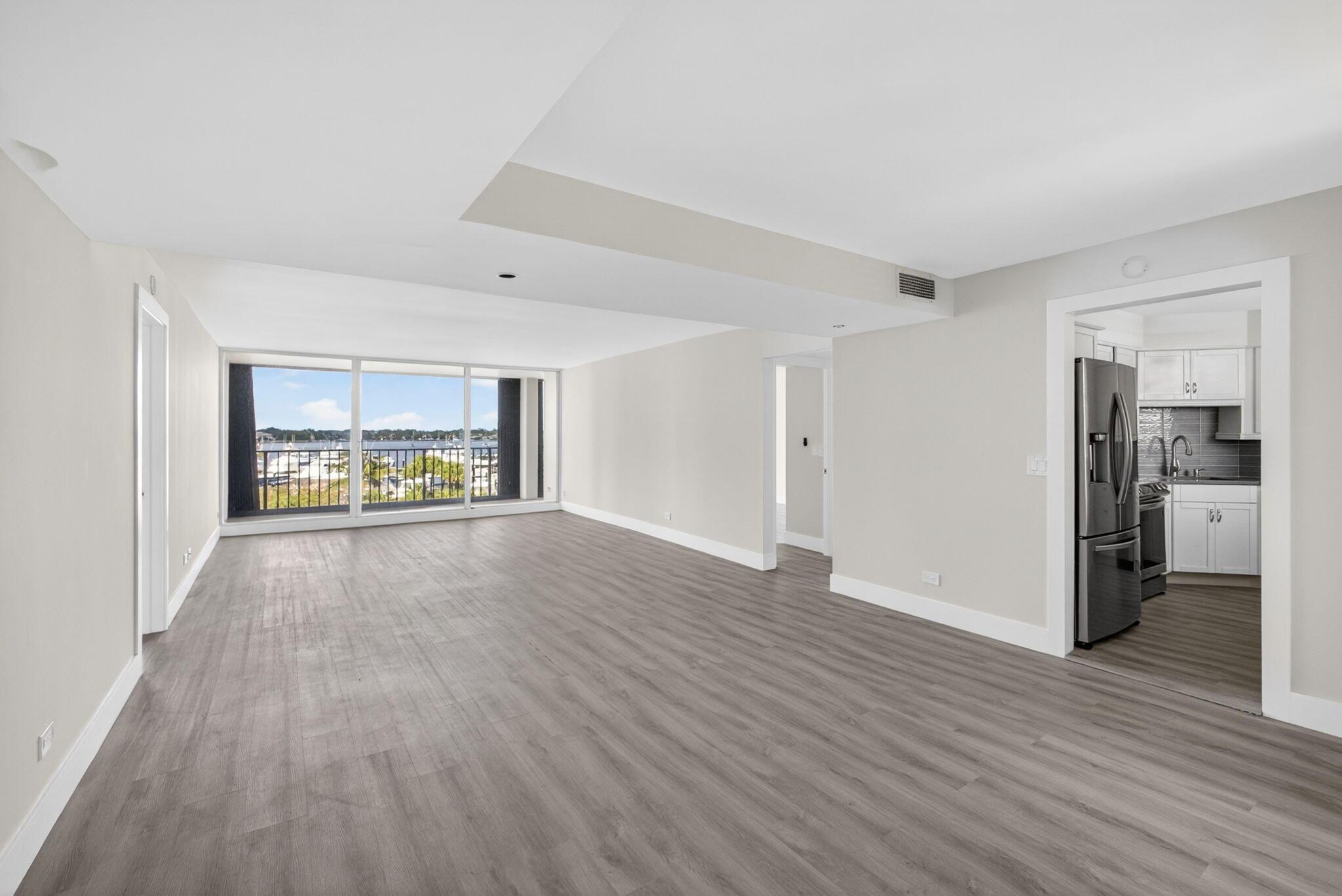 136 LAKESHORE Drive 511, North Palm Beach, FL 33408, North Palm Beach - Photo 2