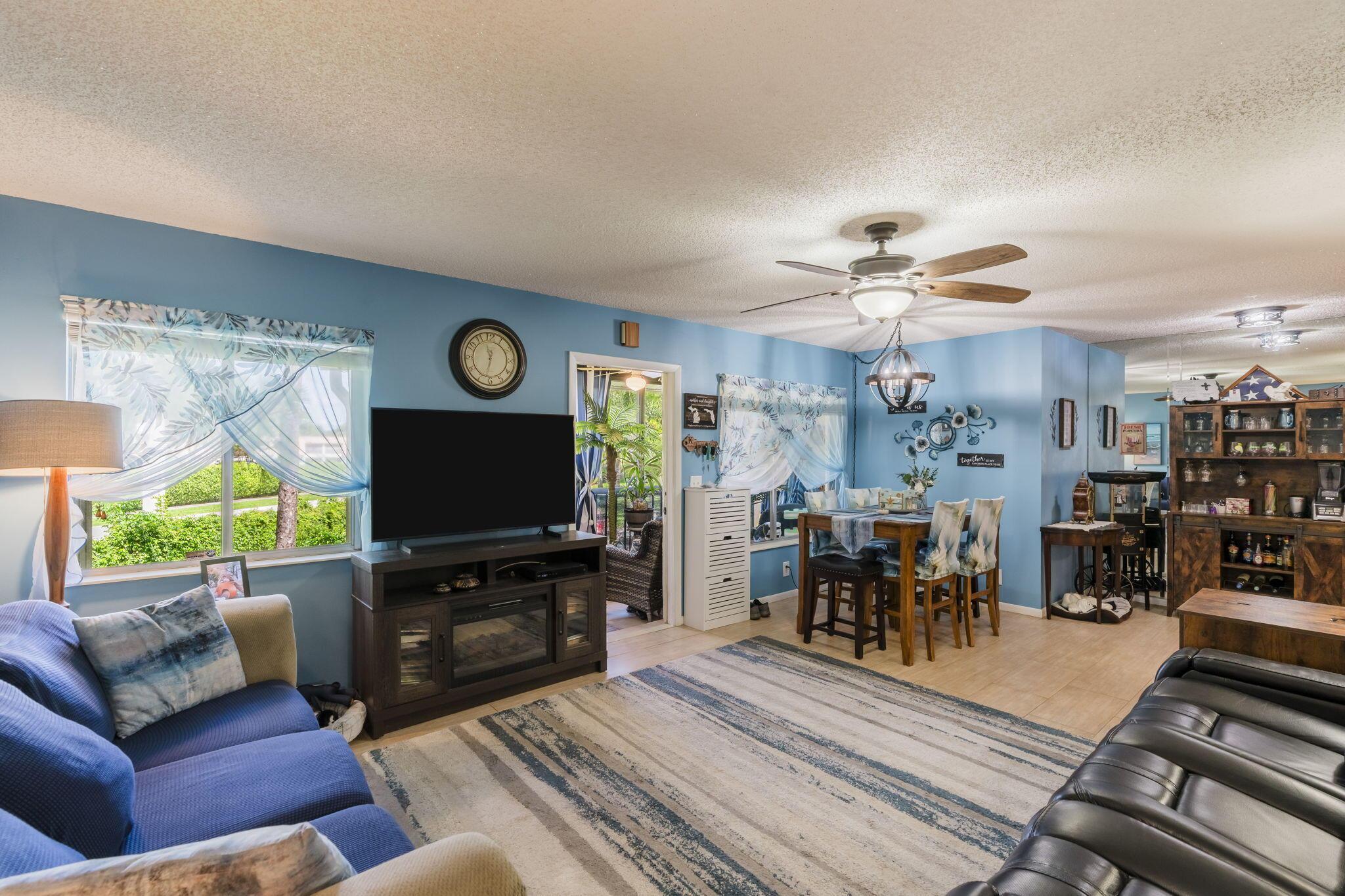 106 LAKE PINE Circle D-2, Greenacres, FL 33463, Greenacres - Photo 5