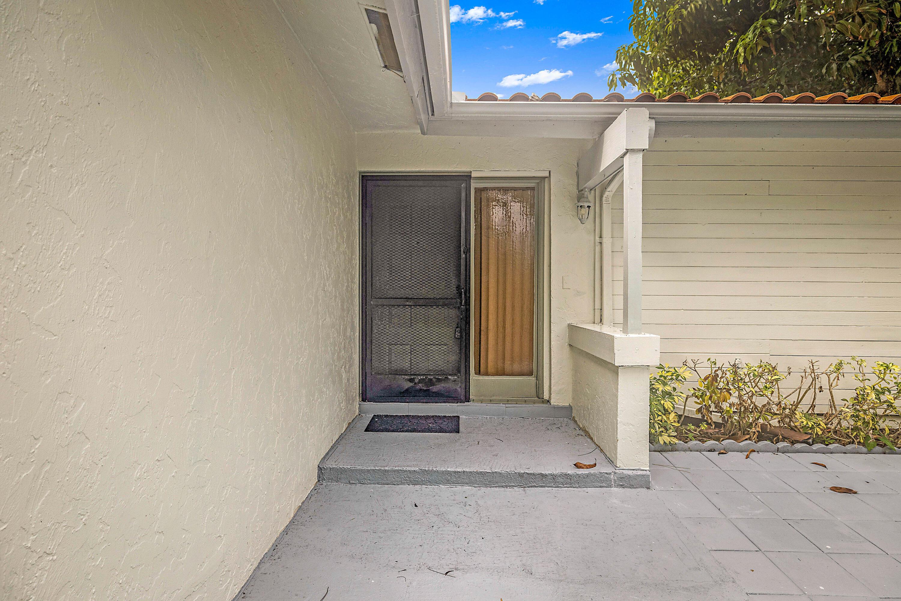 2780 NORFOLK PINE Court, Lake Worth, FL 33462, Lake Worth - Photo 3