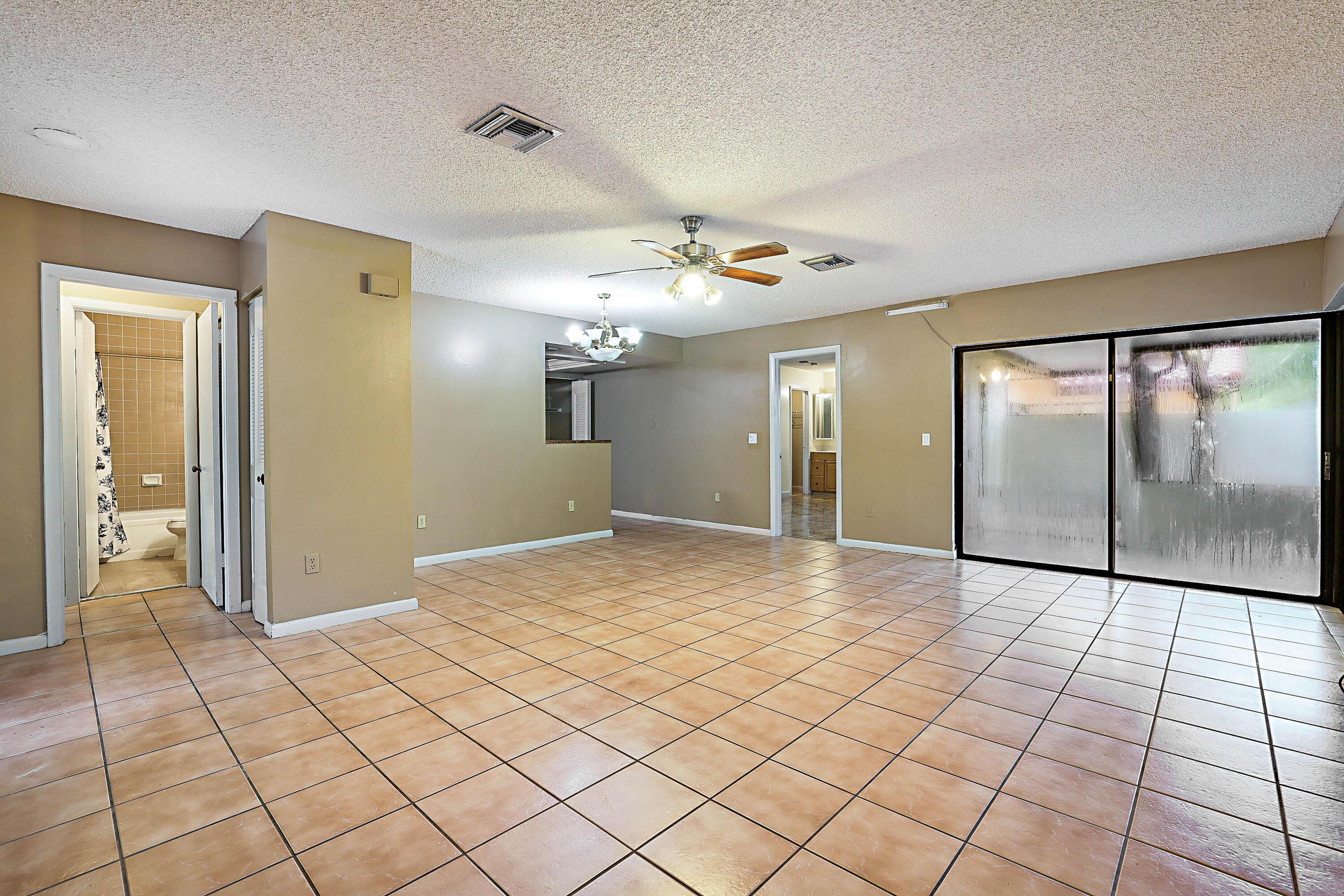 2780 NORFOLK PINE Court, Lake Worth, FL 33462, Lake Worth - Photo 5