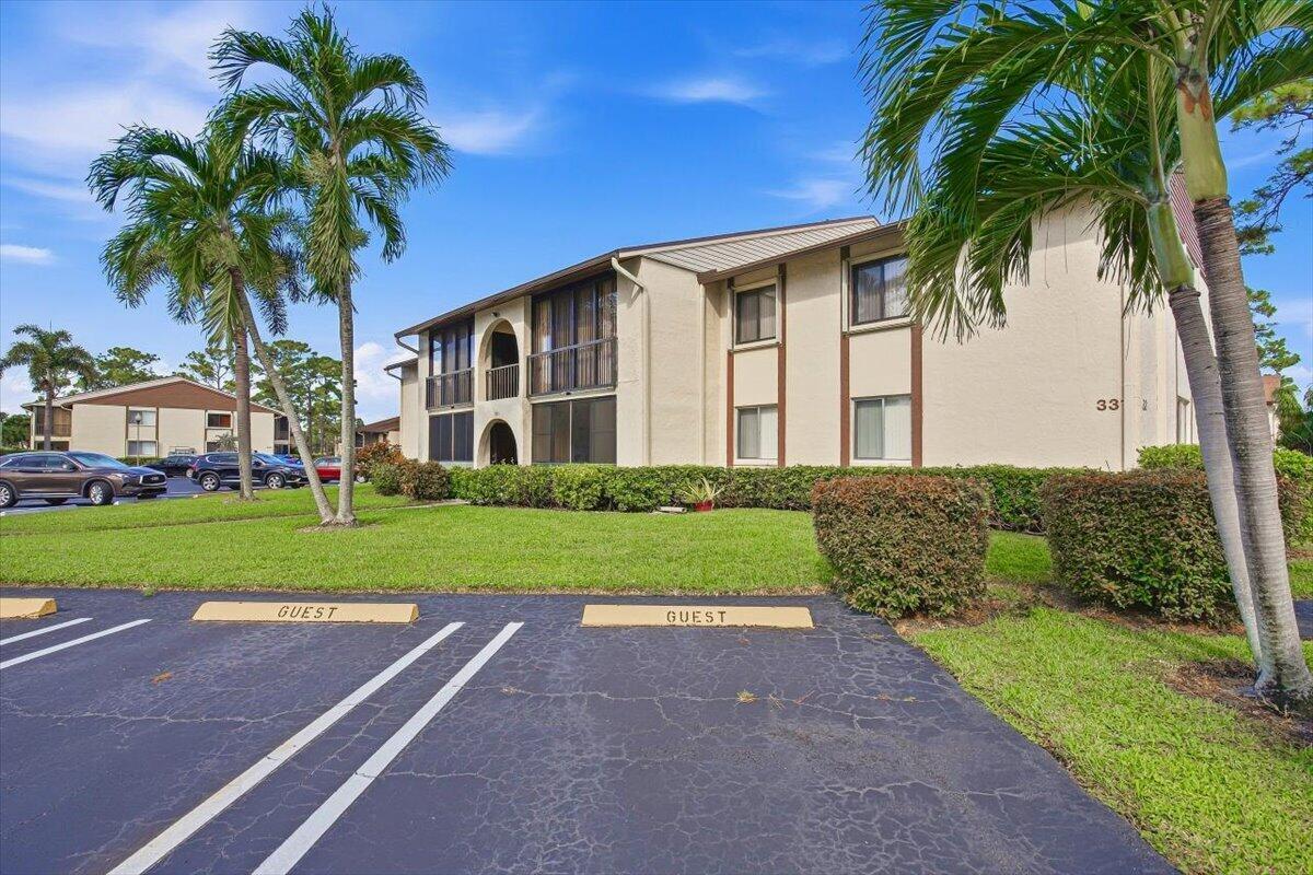 331 KNOTTY PINE Circle D-2, Greenacres, FL 33463, Greenacres - Photo 3
