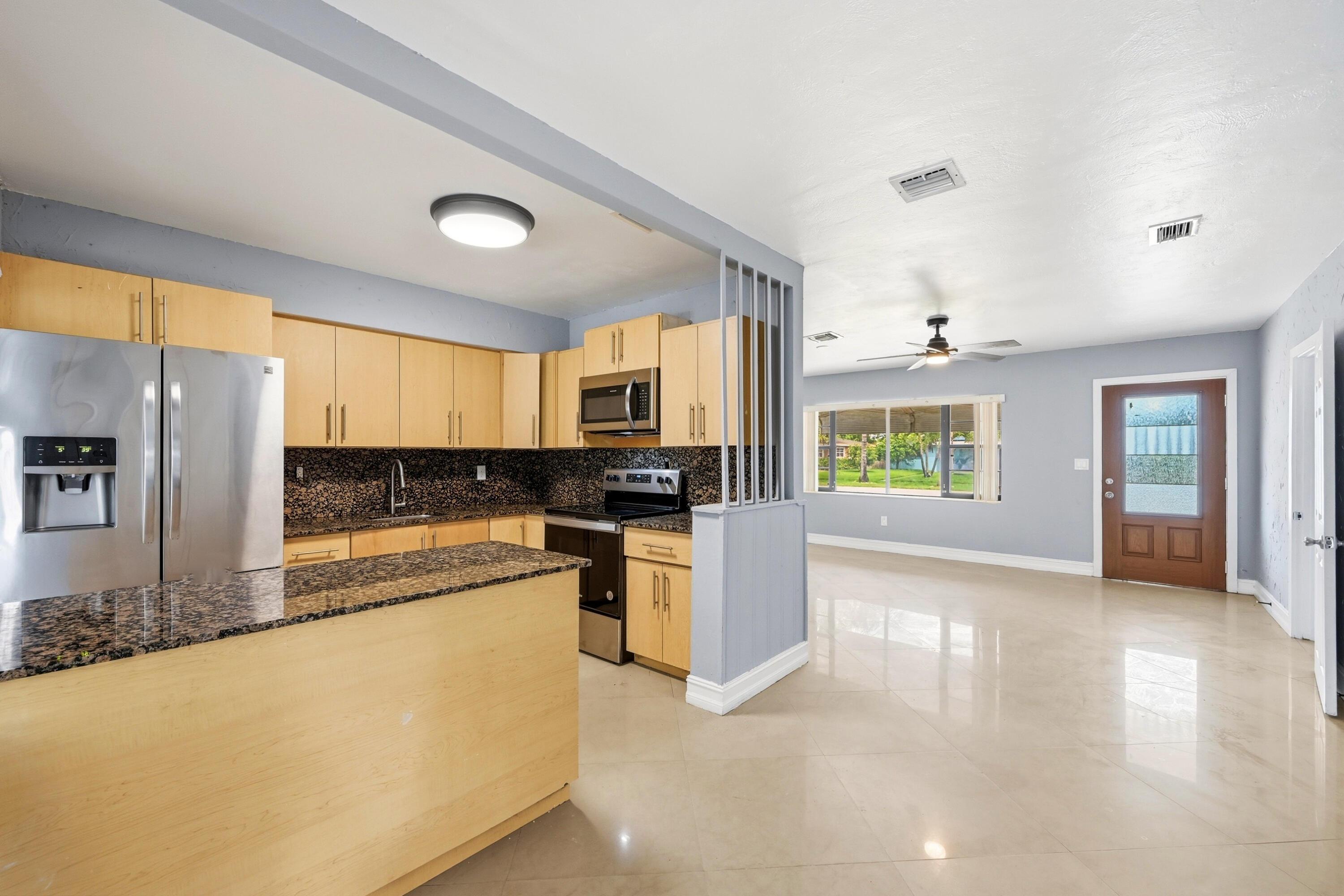 740 E EVANSTON Circle, Fort Lauderdale, FL 33312, Fort Lauderdale - Photo 2