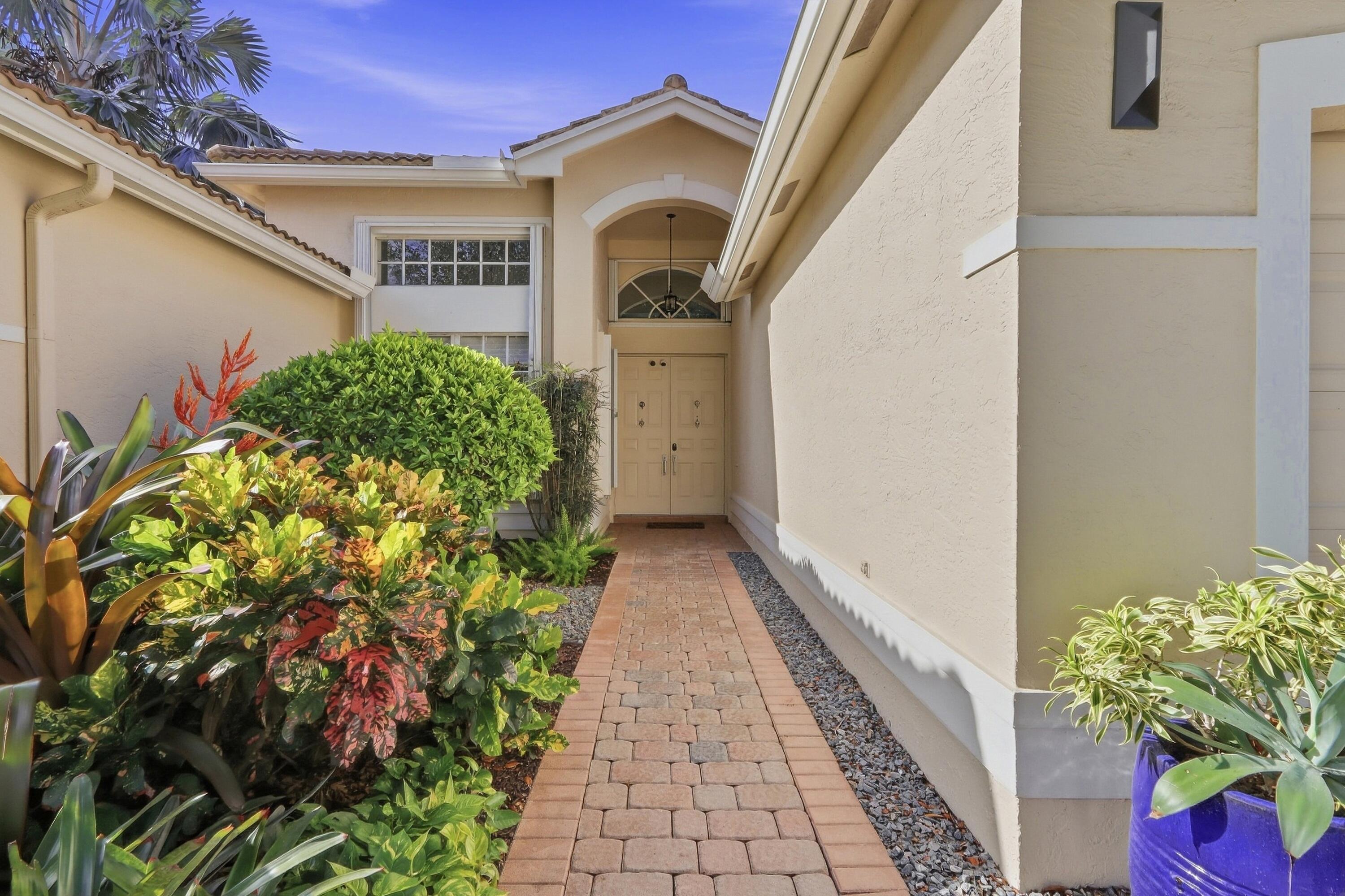 11649 Pamplona Boulevard, Boynton Beach, FL 33437, Boynton Beach - Photo 2
