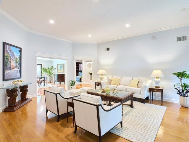 3700 Embassy Drive, West Palm Beach, FL 33401, West Palm Beach - Photo 4