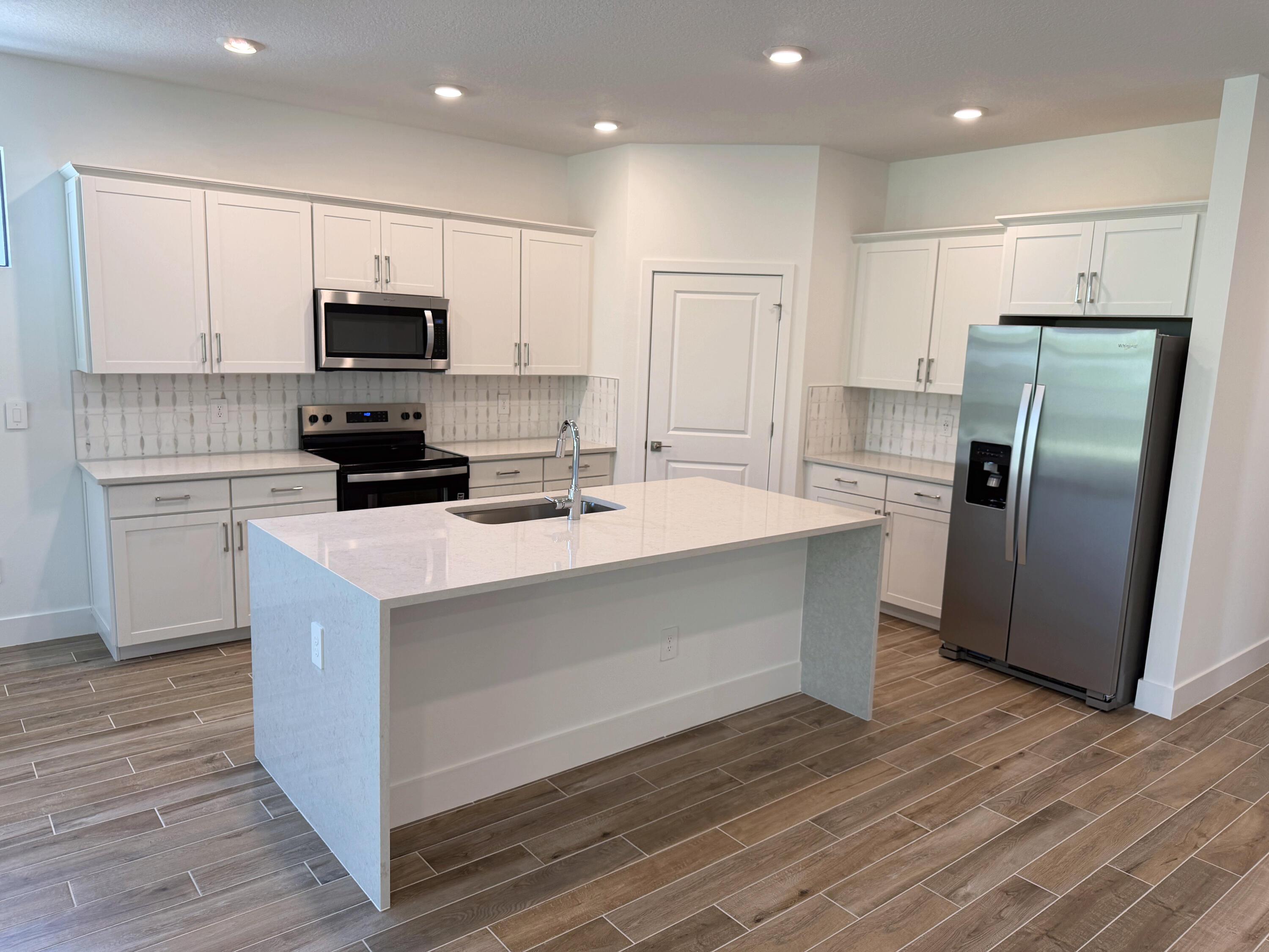 6551 SE Park Trace Drive, Stuart, FL 34997, Stuart - Photo 2