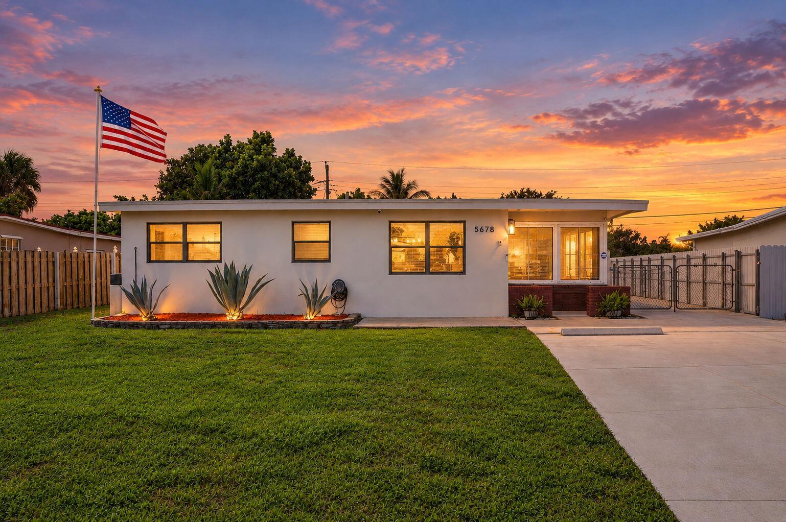 5678 Cinnamon Drive, West Palm Beach, FL 33415, West Palm Beach