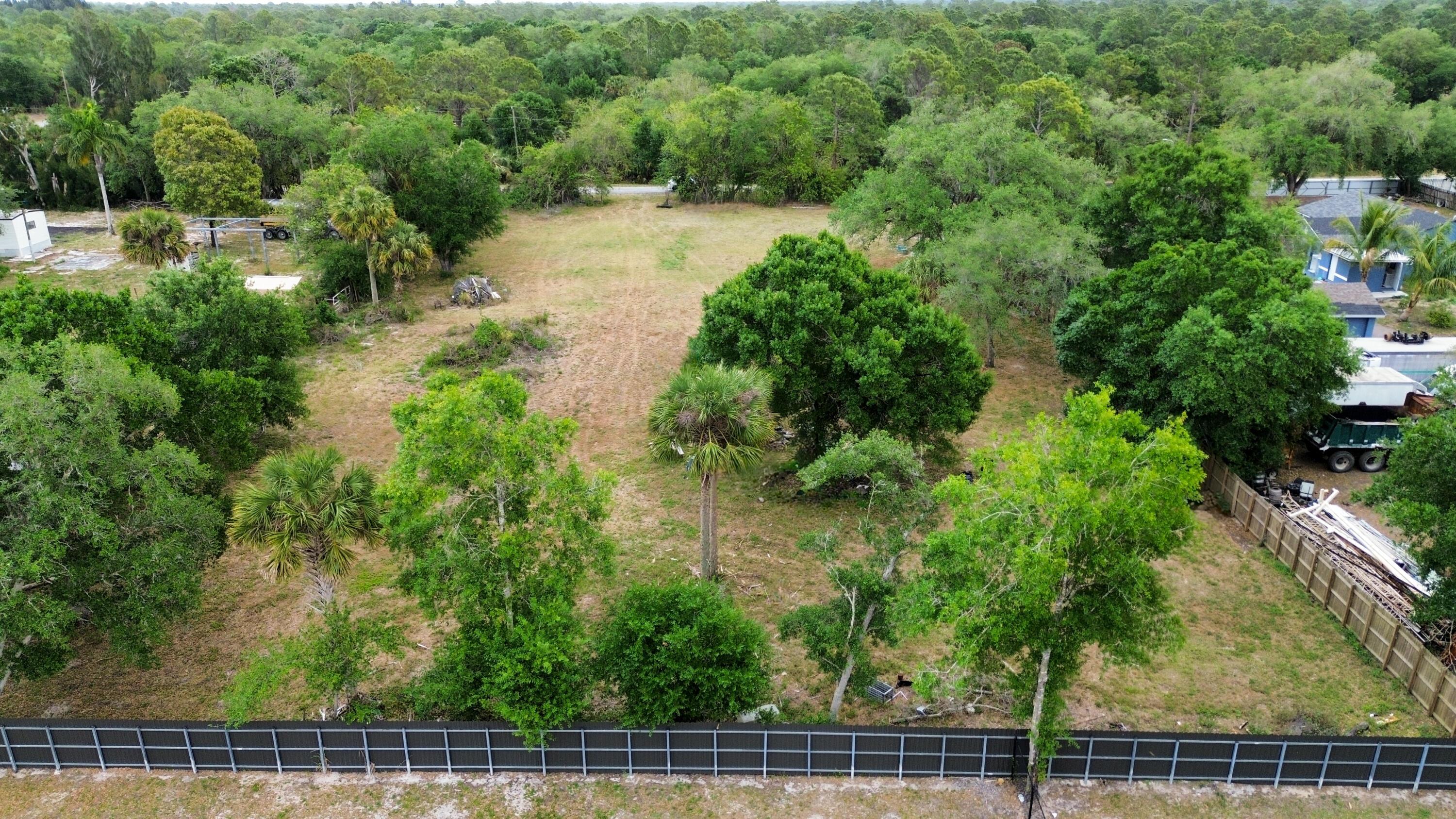 320 S JINETE Street, Clewiston, FL 33440, Clewiston