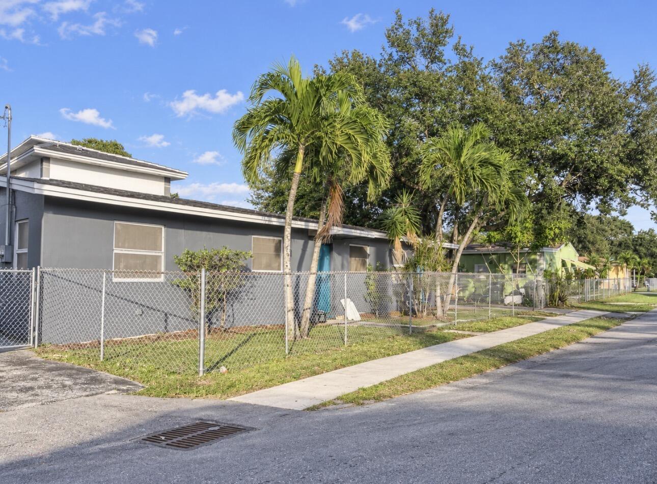 800 NW 16TH Avenue 1-2, Fort Lauderdale, FL 33311, Fort Lauderdale