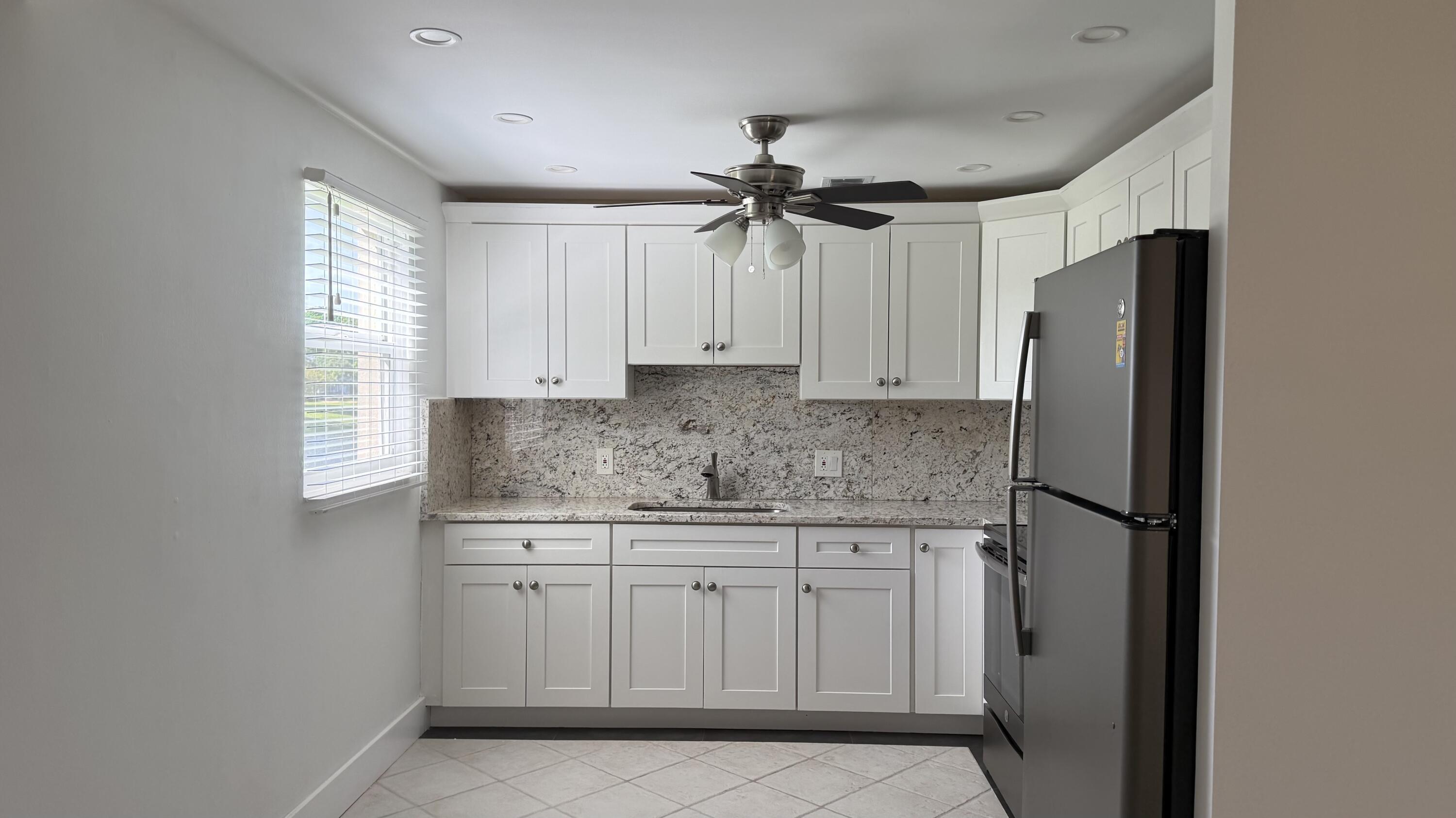 1034 Farnham O 1034, Deerfield Beach, FL 33442, Deerfield Beach - Photo 3