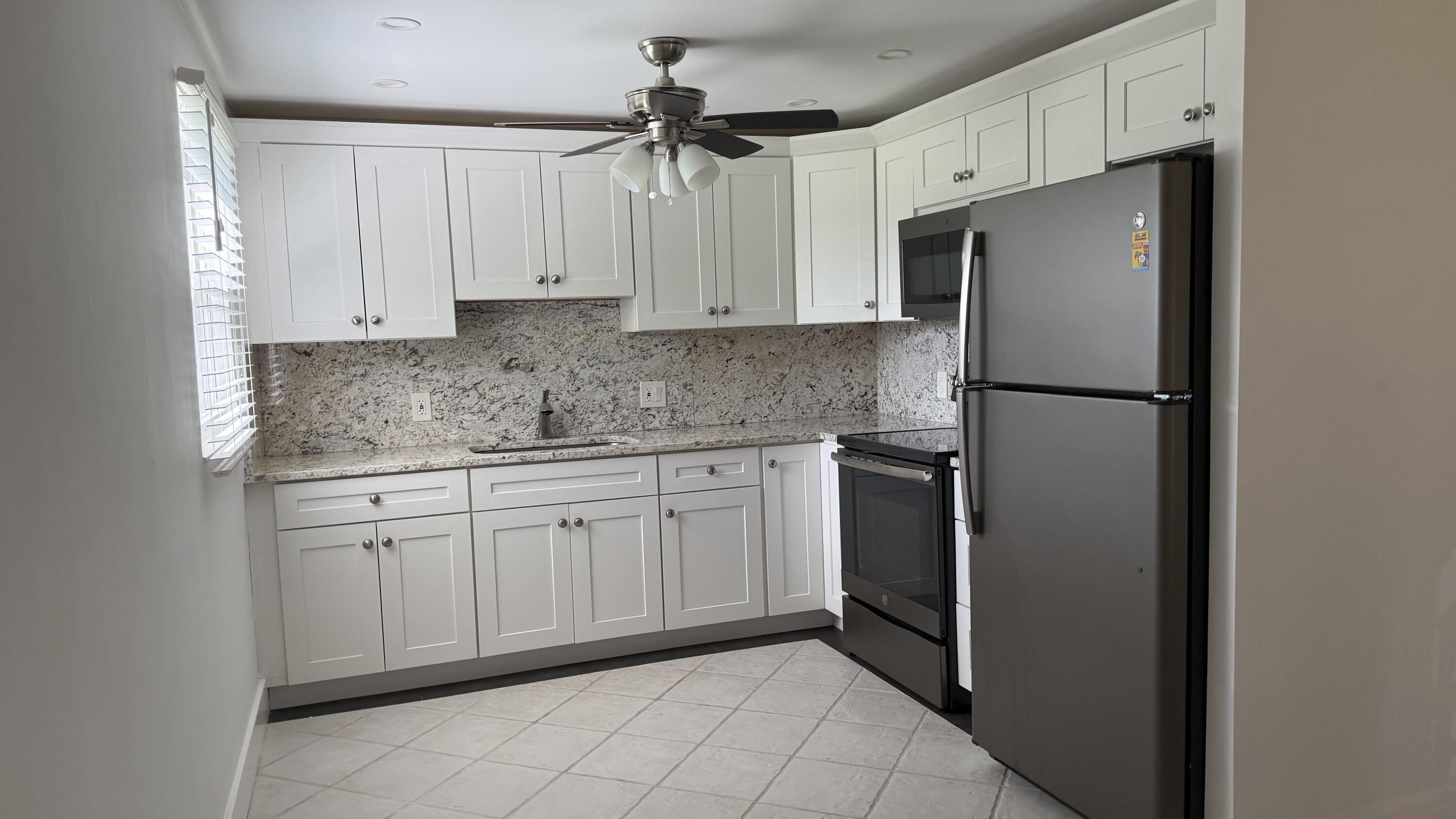 1034 Farnham O 1034, Deerfield Beach, FL 33442, Deerfield Beach - Photo 2