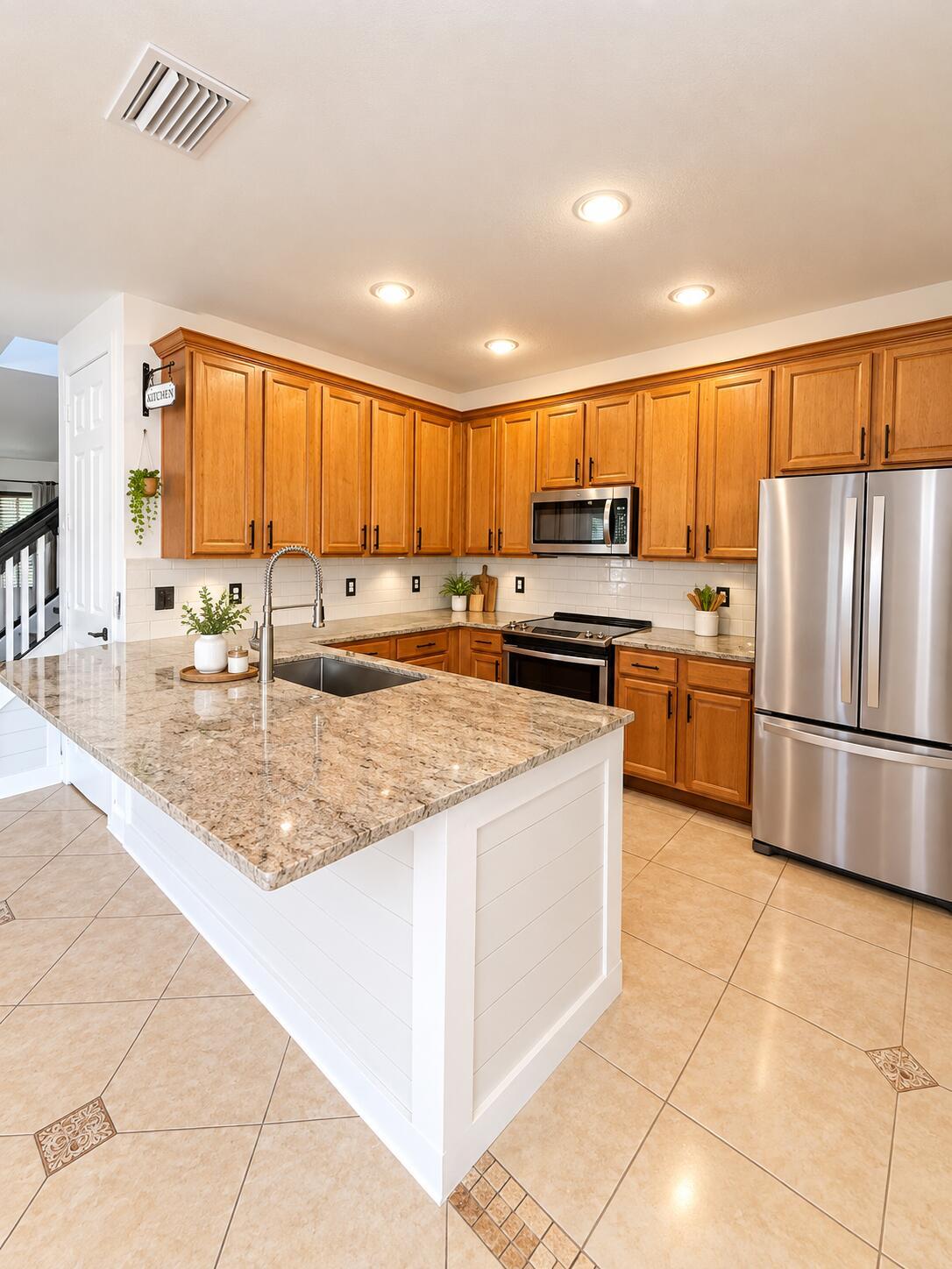 2543 SE RUSKIN Drive, Port St. Lucie, FL 34952, Port St. Lucie - Photo 5