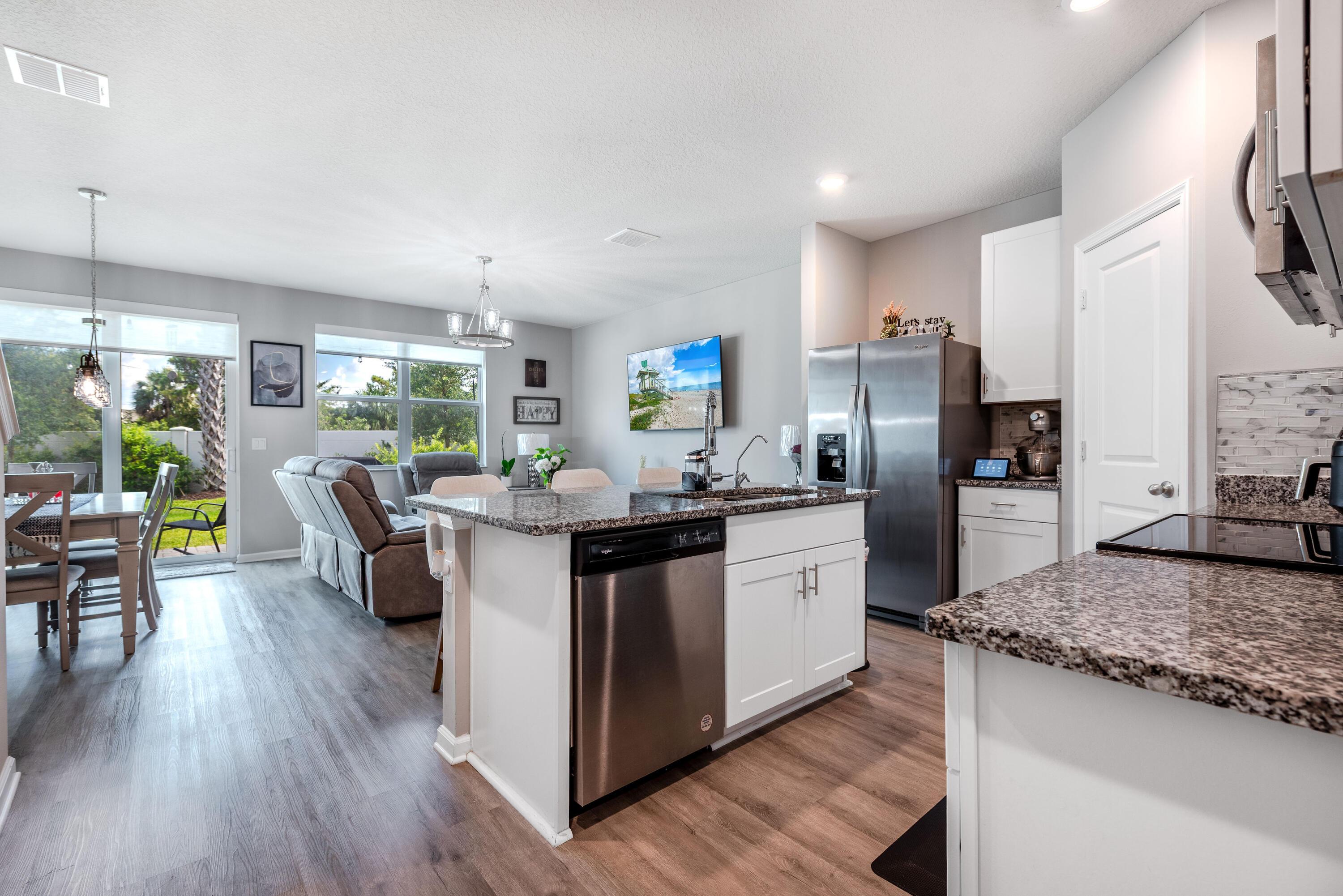 1645 Lindley Street, Mangonia Park, FL 33407, Mangonia Park - Photo 3