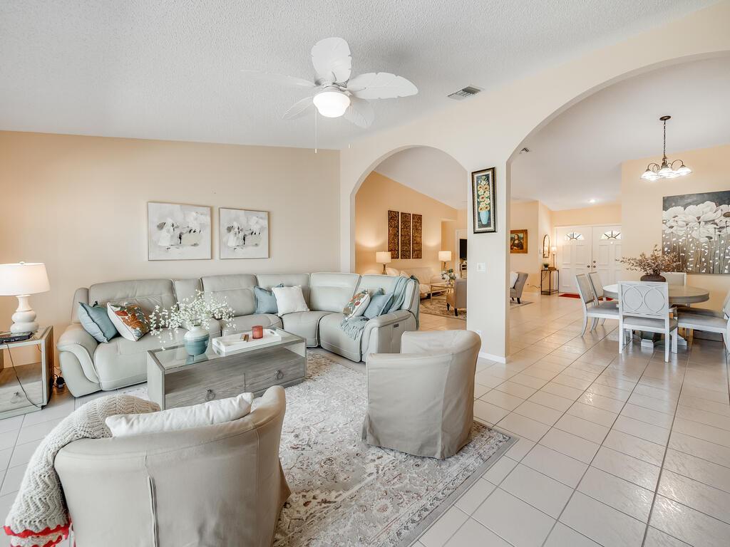 3933 Summer Chase Court, Lake Worth, FL 33467, Lake Worth - Photo 5