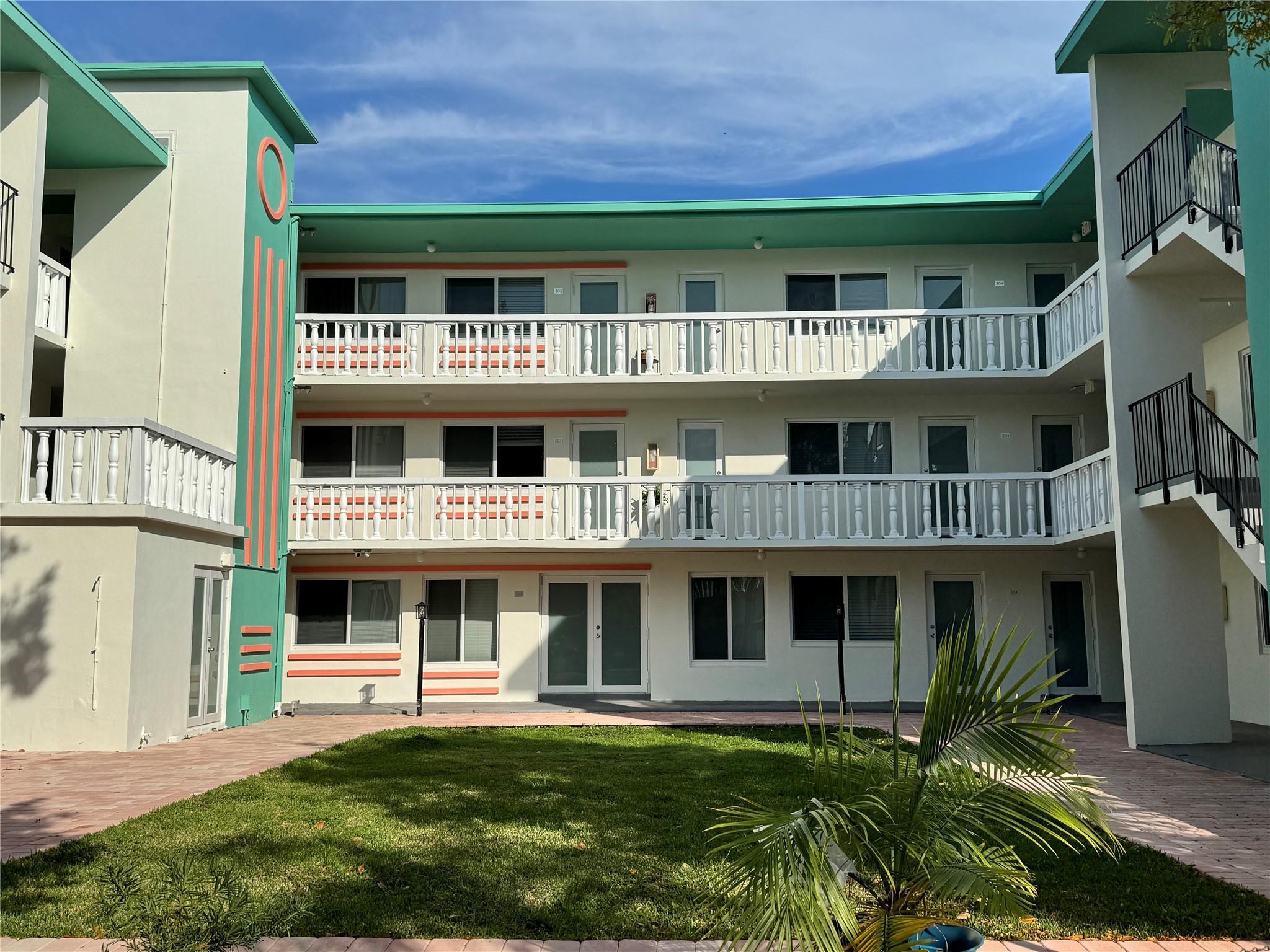 1857 Jefferson Street 302, Hollywood, FL 33020, Hollywood