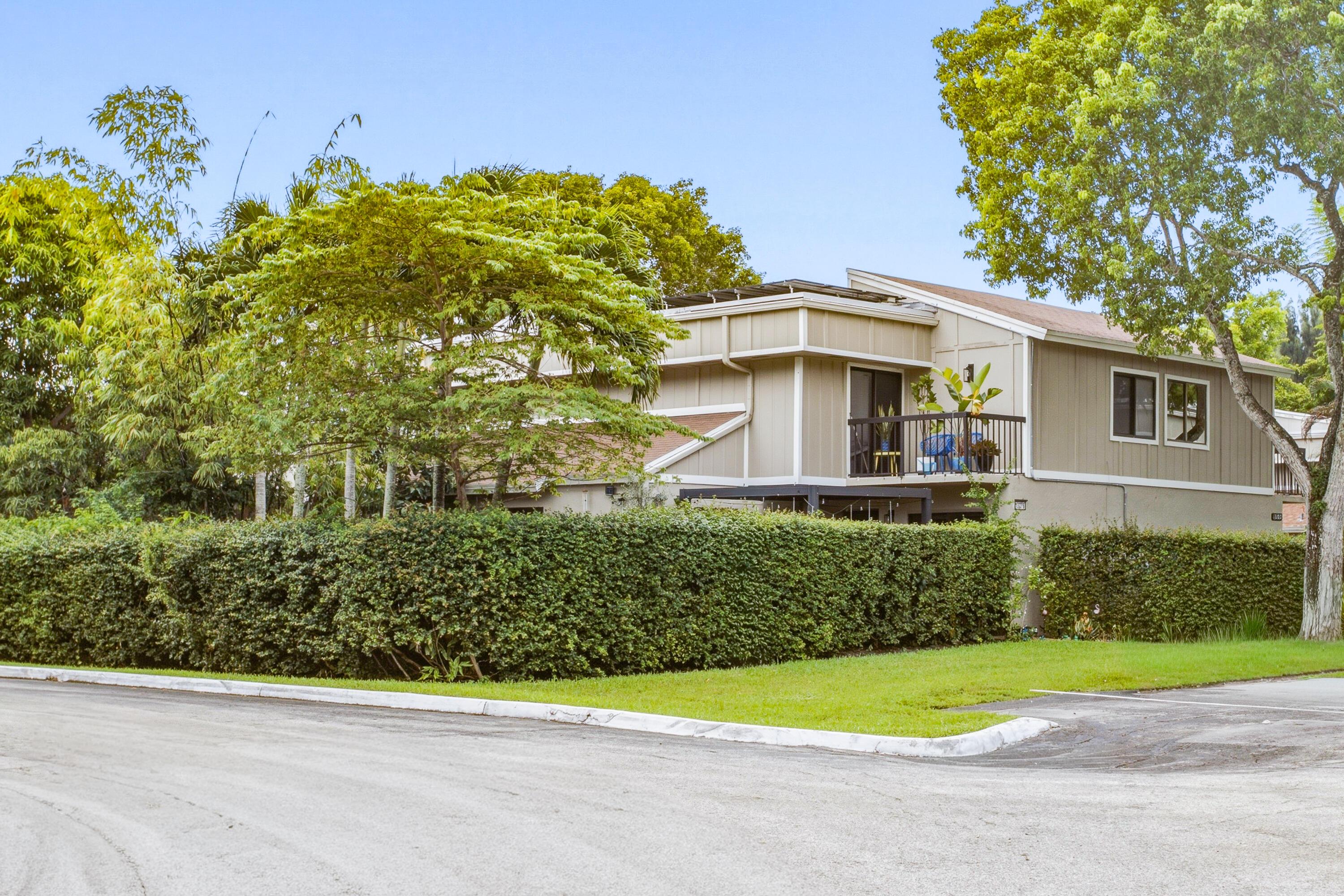 13278 NW 5th Court, Plantation, FL 33325, Plantation - Photo 2