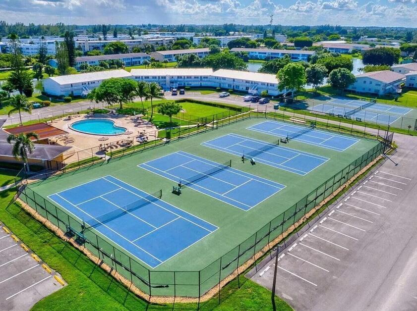 42 COVENTRY B, West Palm Beach, FL 33417, West Palm Beach