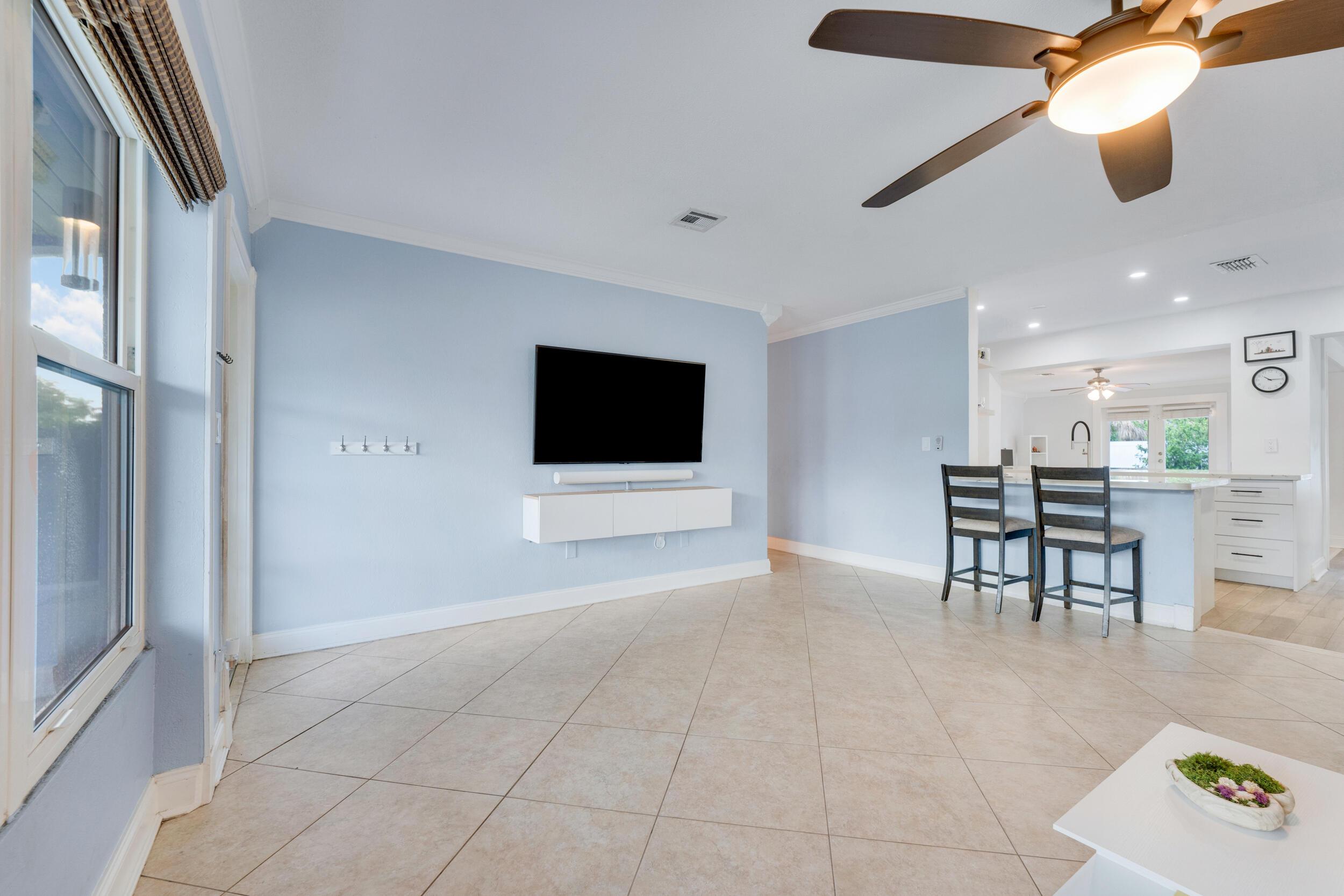 2210 NE 51ST Street, Lighthouse Point, FL 33064, Lighthouse Point - Photo 4
