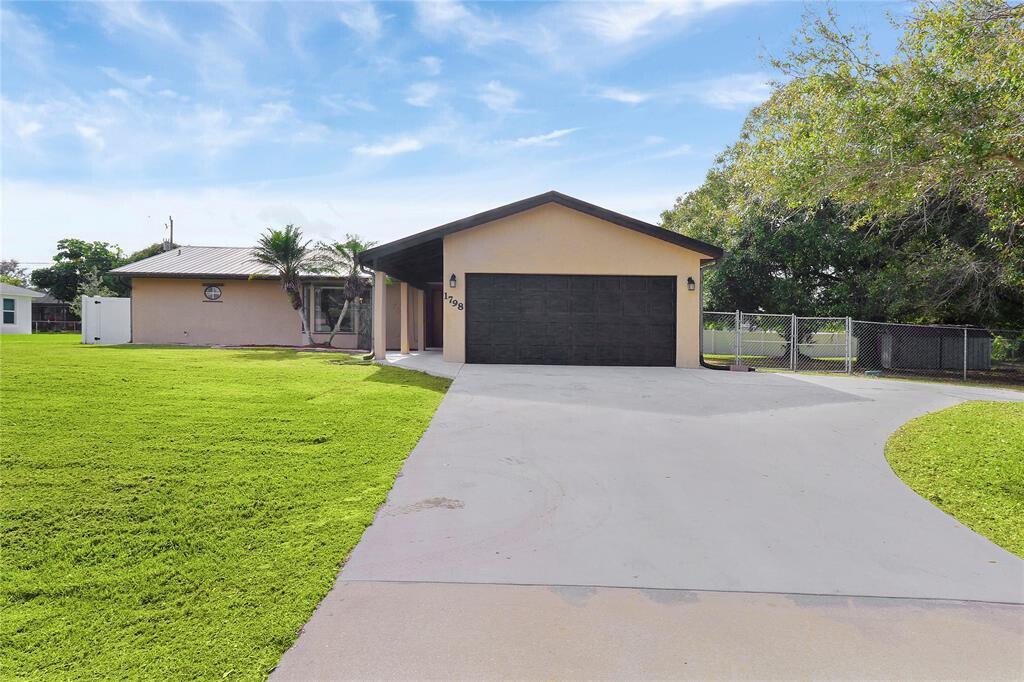 1798 SW Del Rio Boulevard, Port St. Lucie, FL 34953, Port St. Lucie