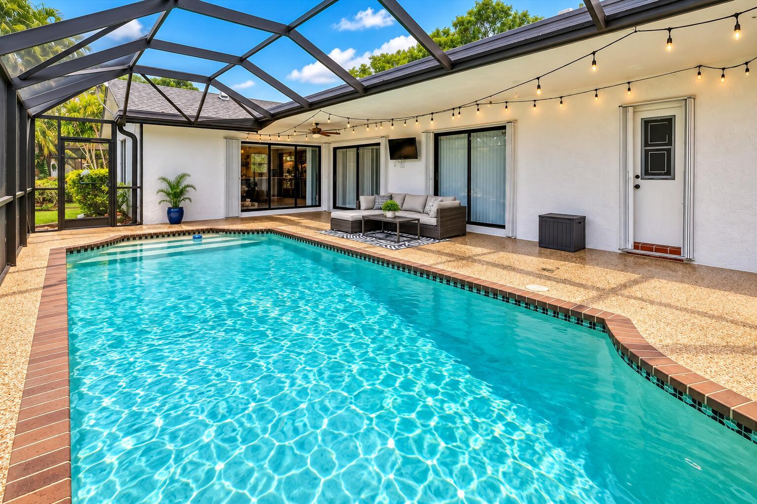 7007 NW 40TH Place, Coral Springs, FL 33065, Coral Springs - Photo 4