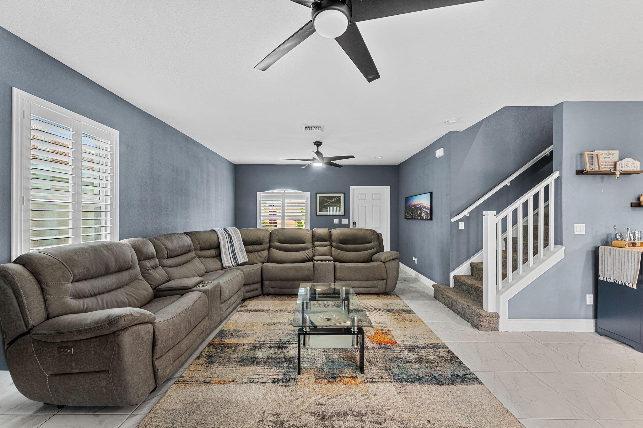 313 Palm Breezes Drive, Fort Pierce, FL 34945, Fort Pierce - Photo 4