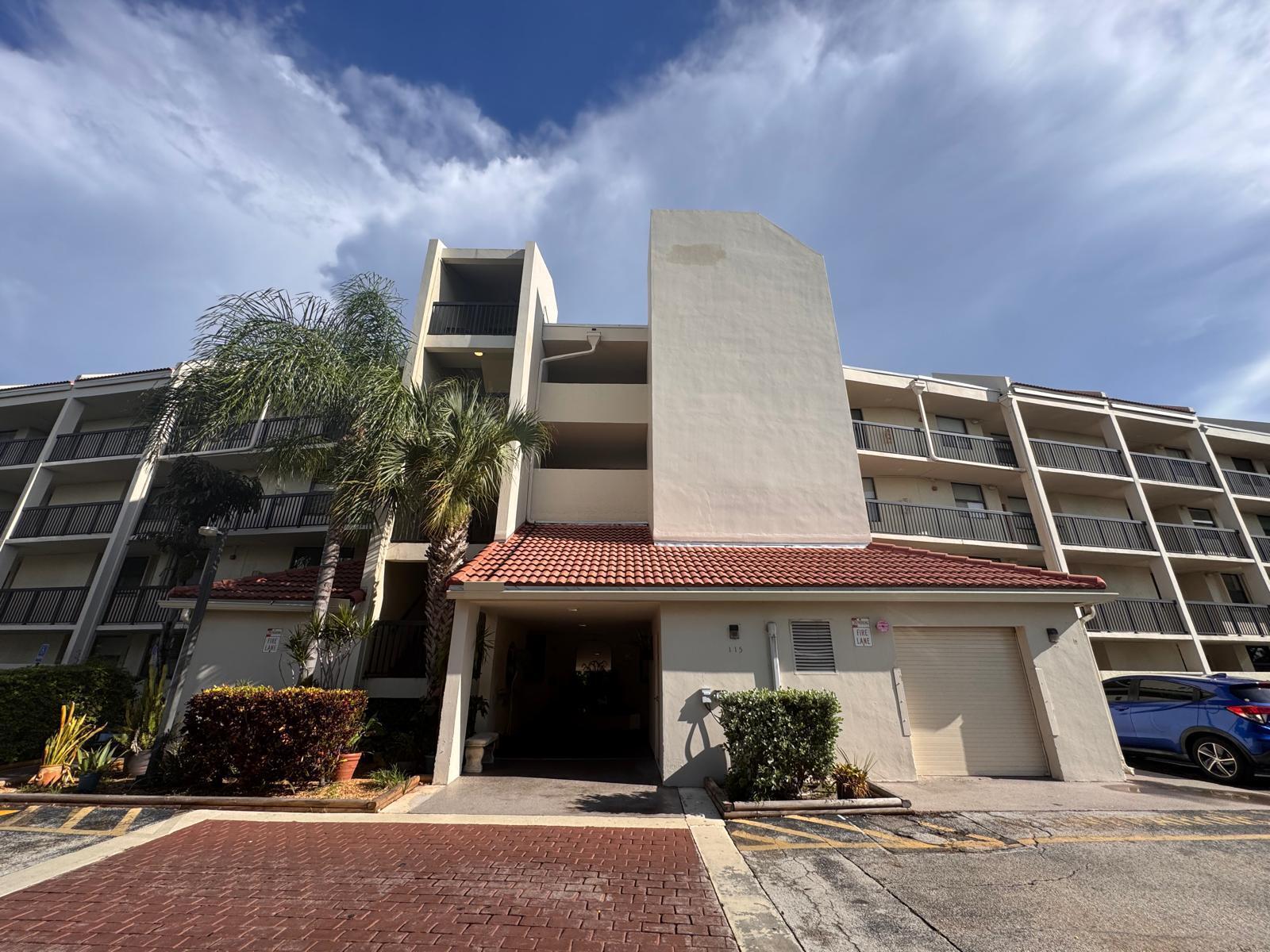 115 LAKE EMERALD Drive 410, Oakland Park, FL 33309, Oakland Park