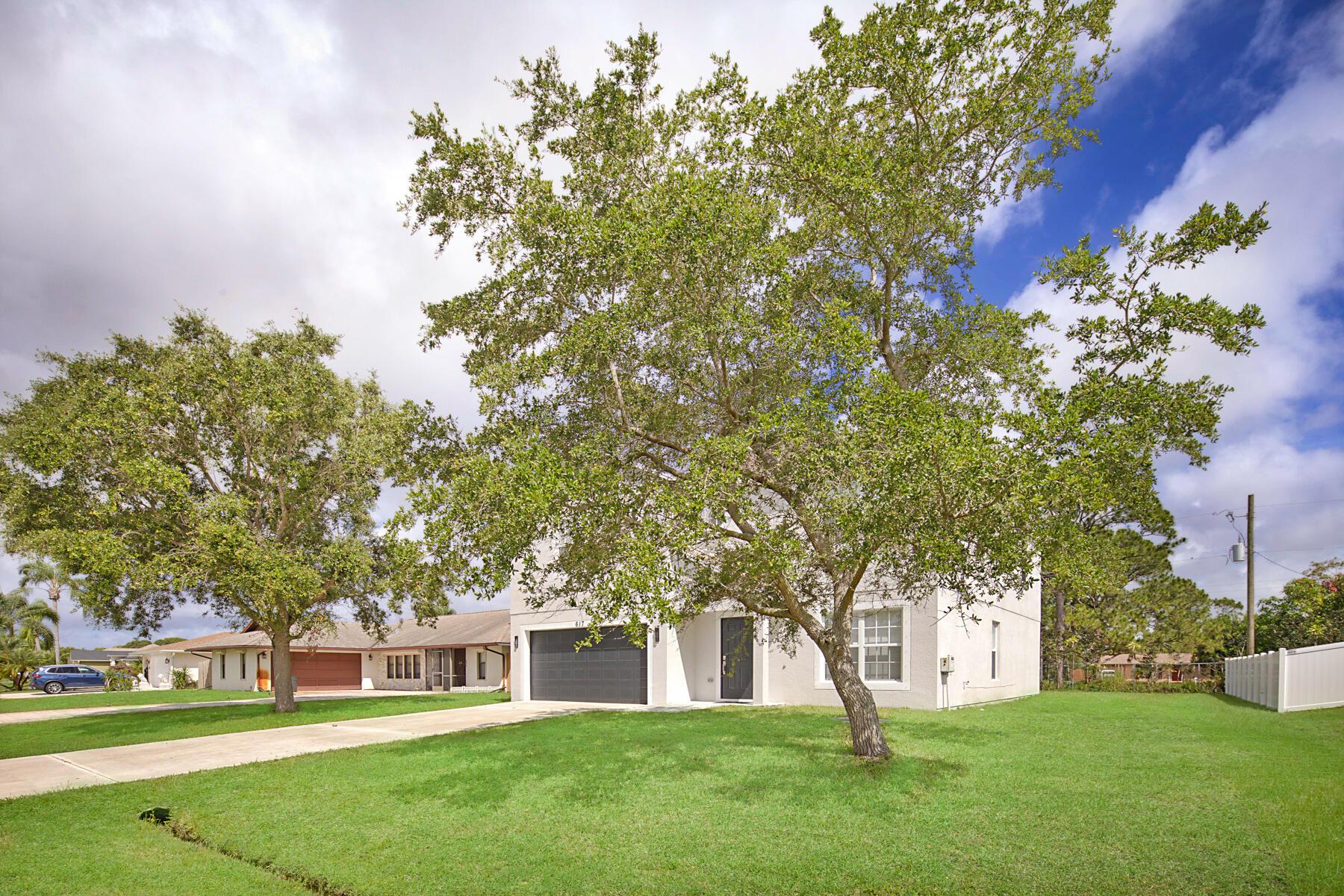 617 SE KARRIGAN Terrace, Port St. Lucie, FL 34983, Port St. Lucie - Photo 3