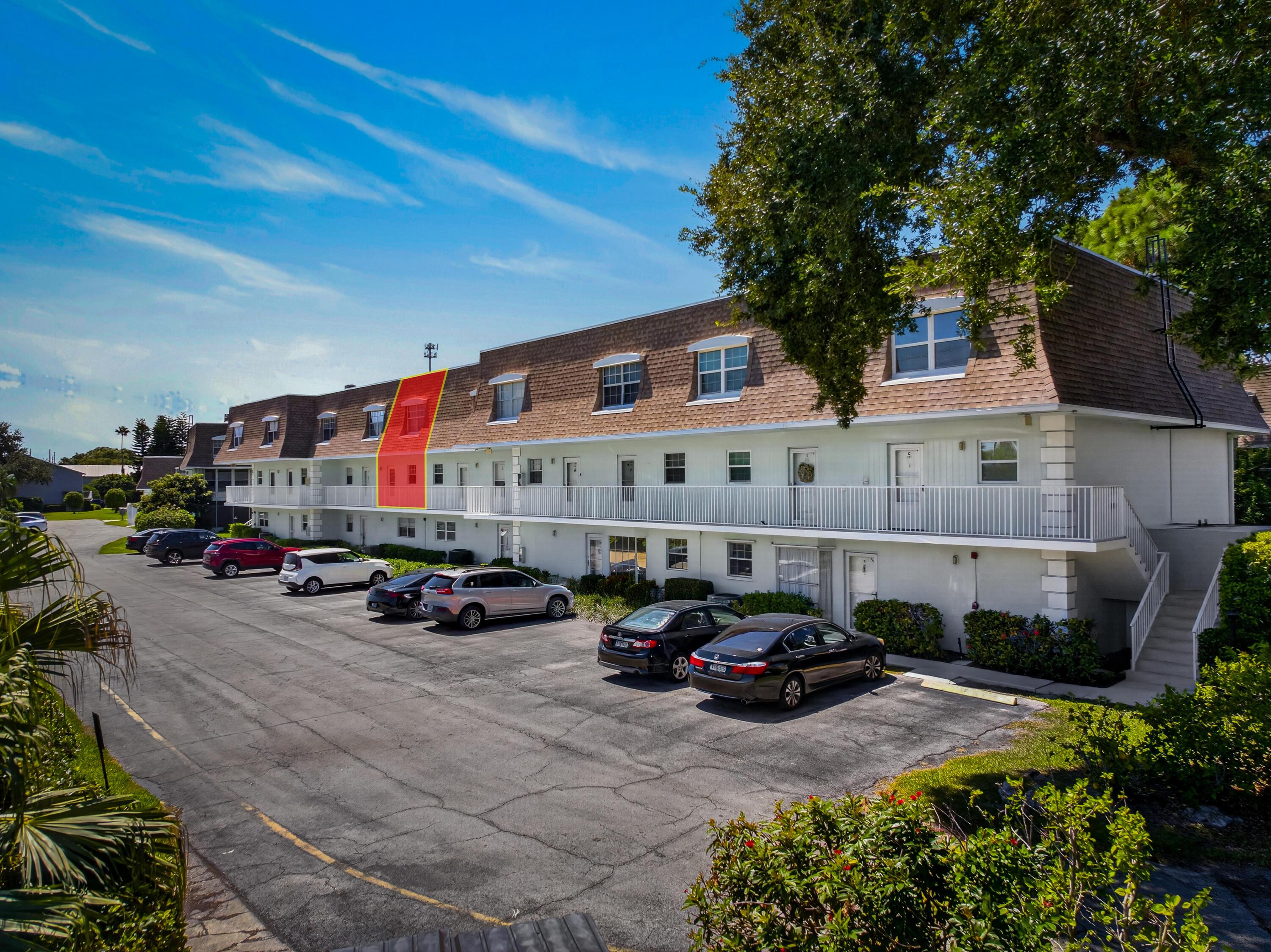 1901 INDIAN RIVER Boulevard C207, Vero Beach, FL 32960, Vero Beach