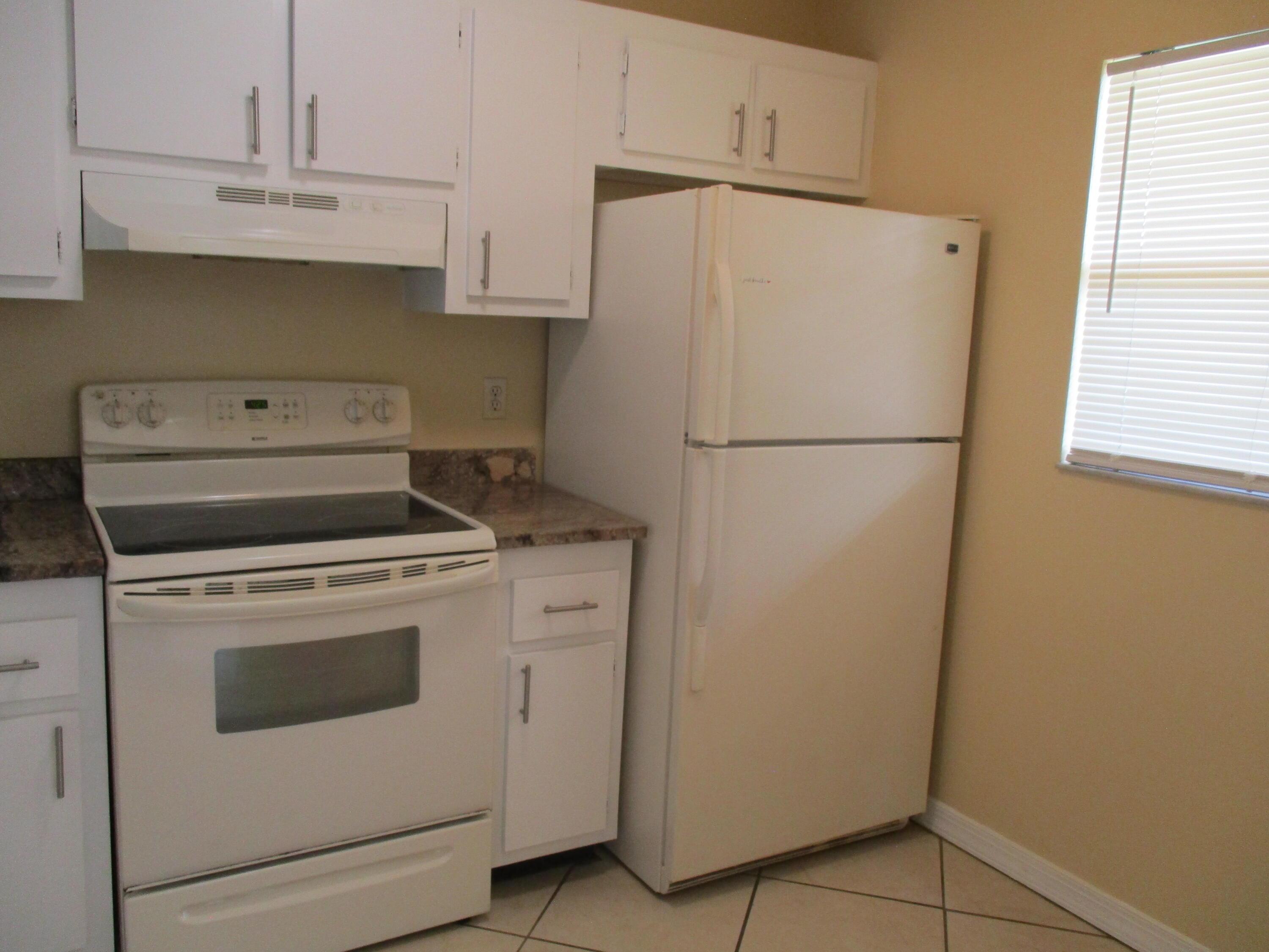 9389 NW 1ST Court 201, Pembroke Pines, FL 33024, Pembroke Pines - Photo 4