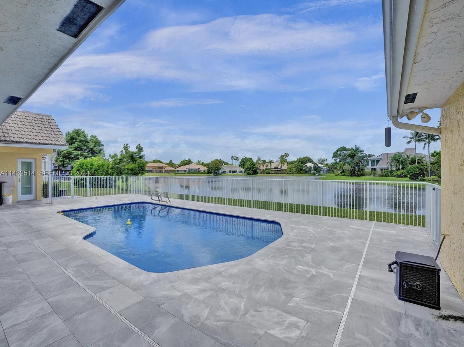 4495 WOODFIELD Boulevard, Boca Raton, FL 33434, Boca Raton - Photo 3