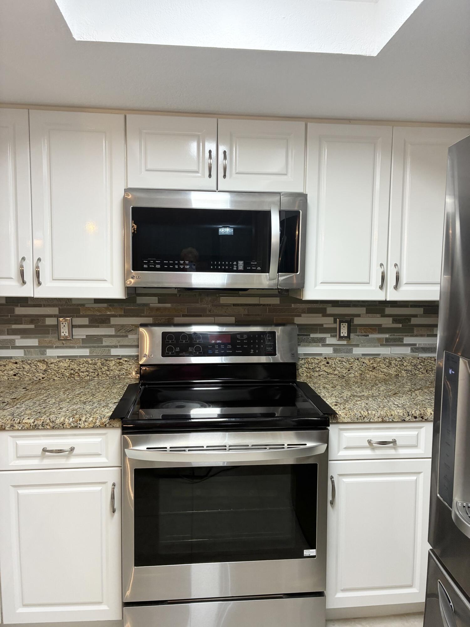 1000 CRESTWOOD Court S 1005, Royal Palm Beach, FL 33411, Royal Palm Beach - Photo 4