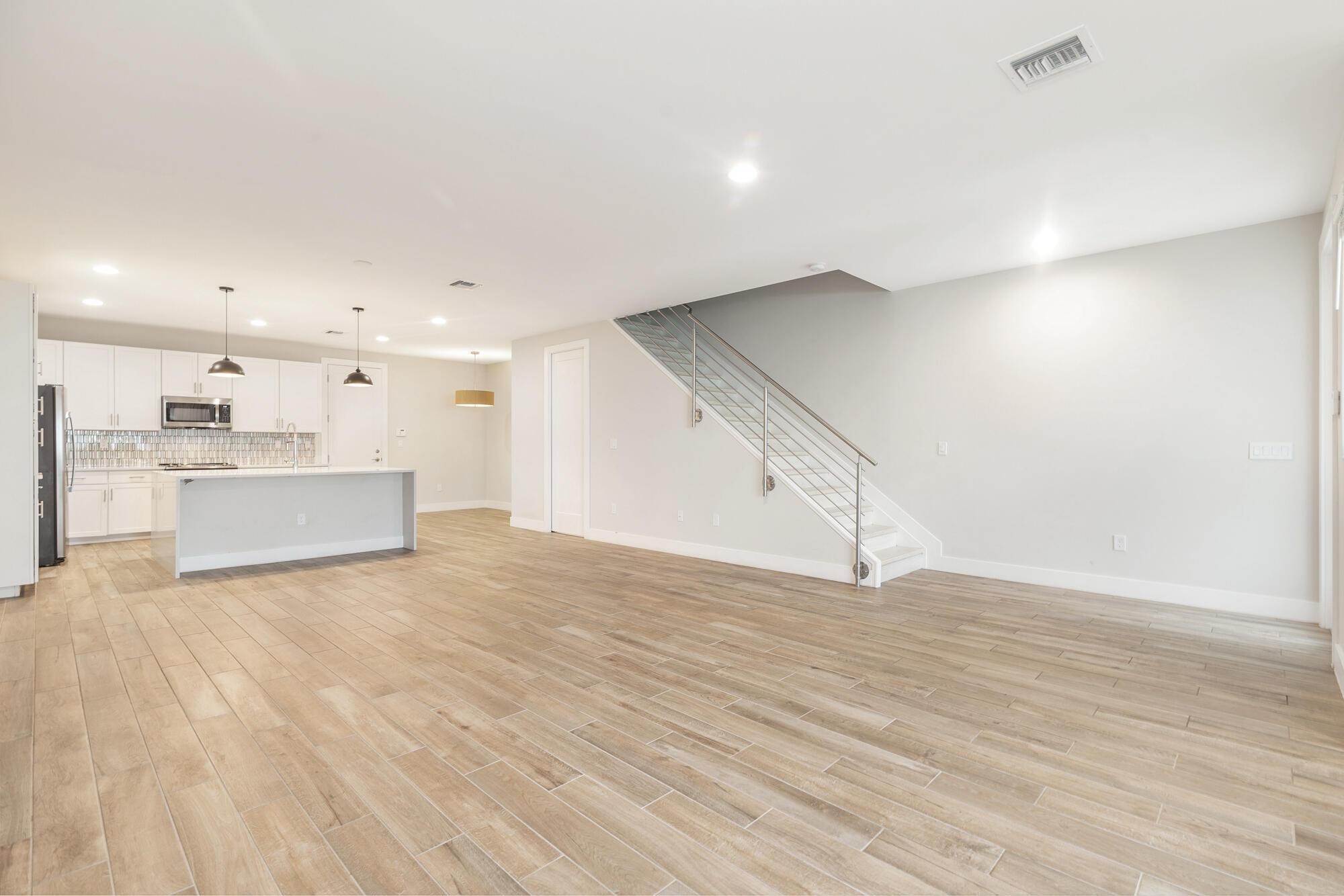 3764 LAMBERT Avenue, West Palm Beach, FL 33405, West Palm Beach - Photo 4