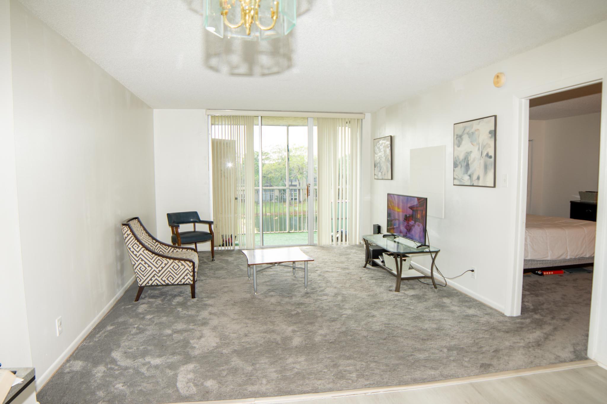 3301 NW 47TH Terrace 403, Lauderdale Lakes, FL 33319, Lauderdale Lakes - Photo 4