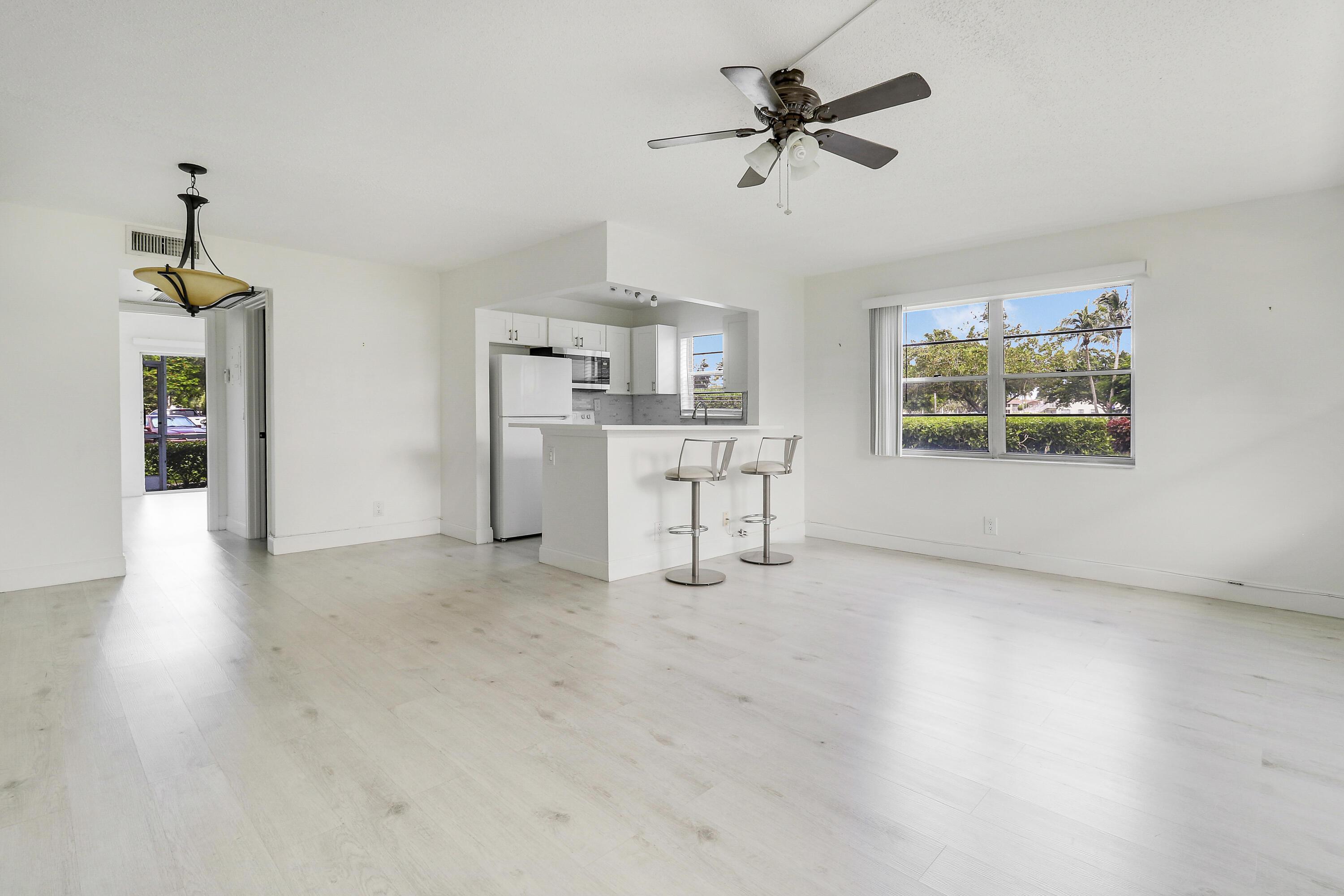 288 Northampton O, West Palm Beach, FL 33417, West Palm Beach - Photo 2