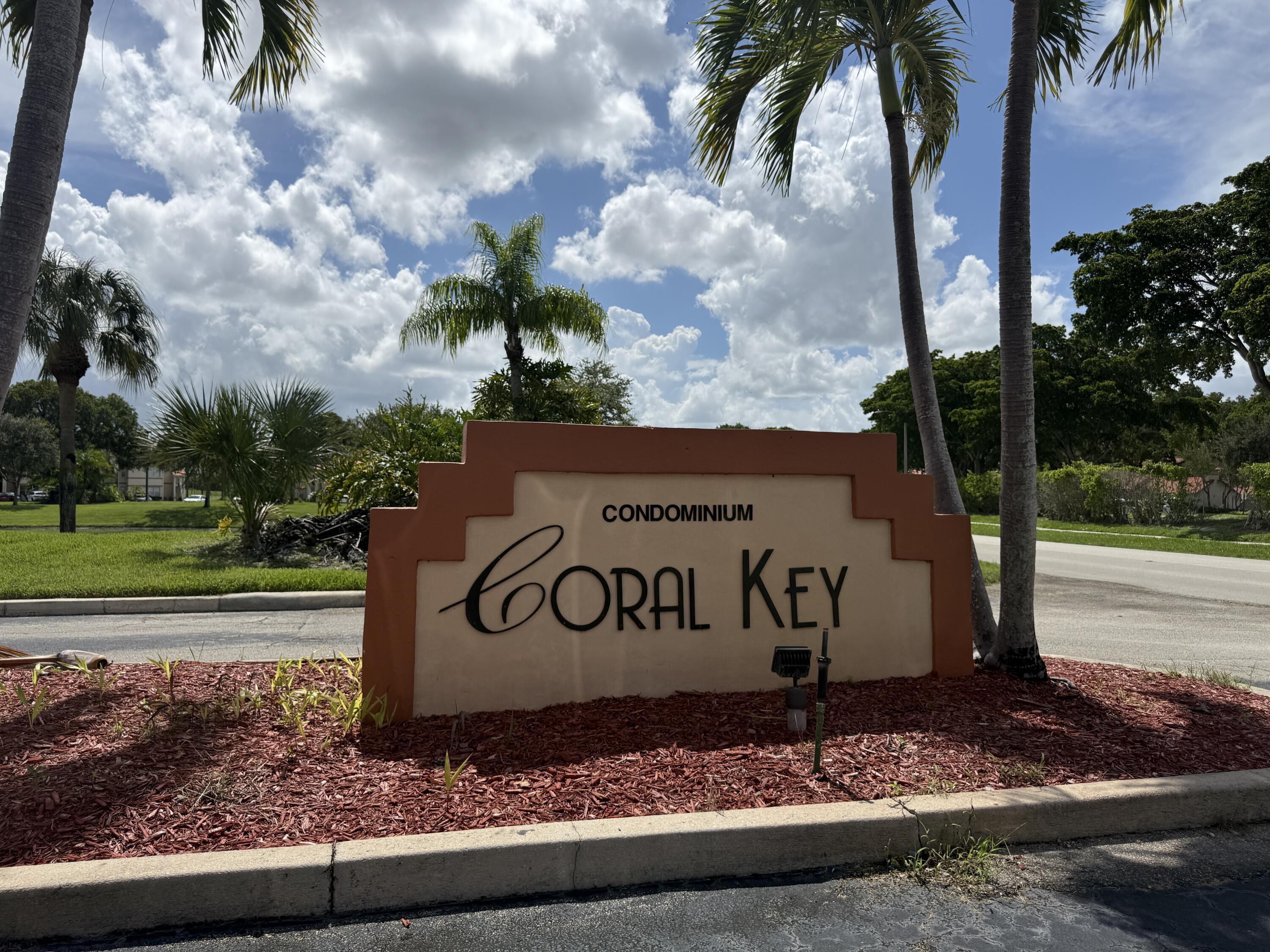 3410 PINEWALK N 821, Margate, FL 33063, Margate