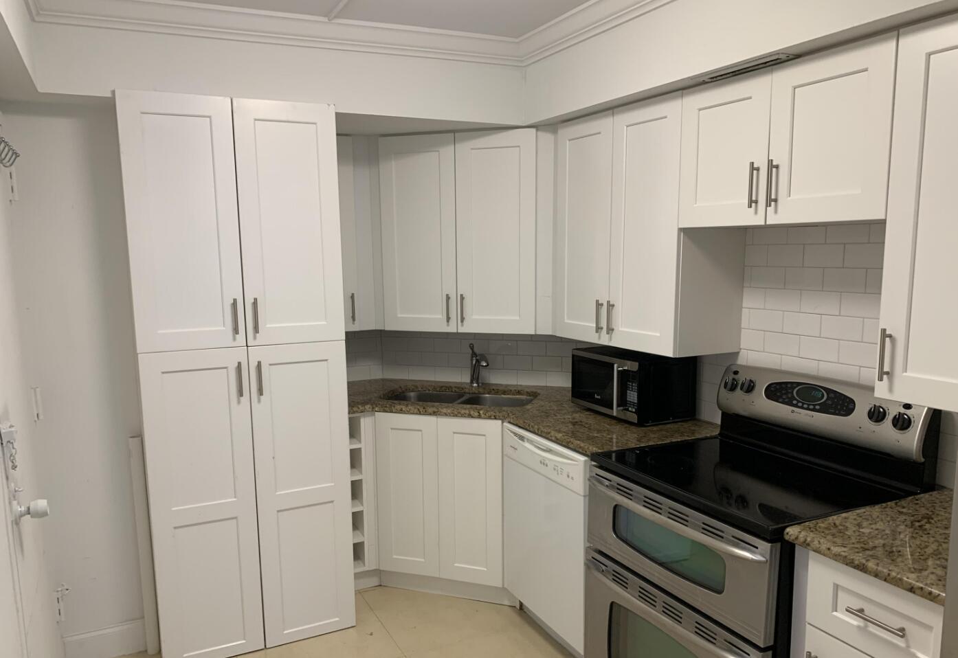 2425 Presidential Way 202, West Palm Beach, FL 33401, West Palm Beach - Photo 5