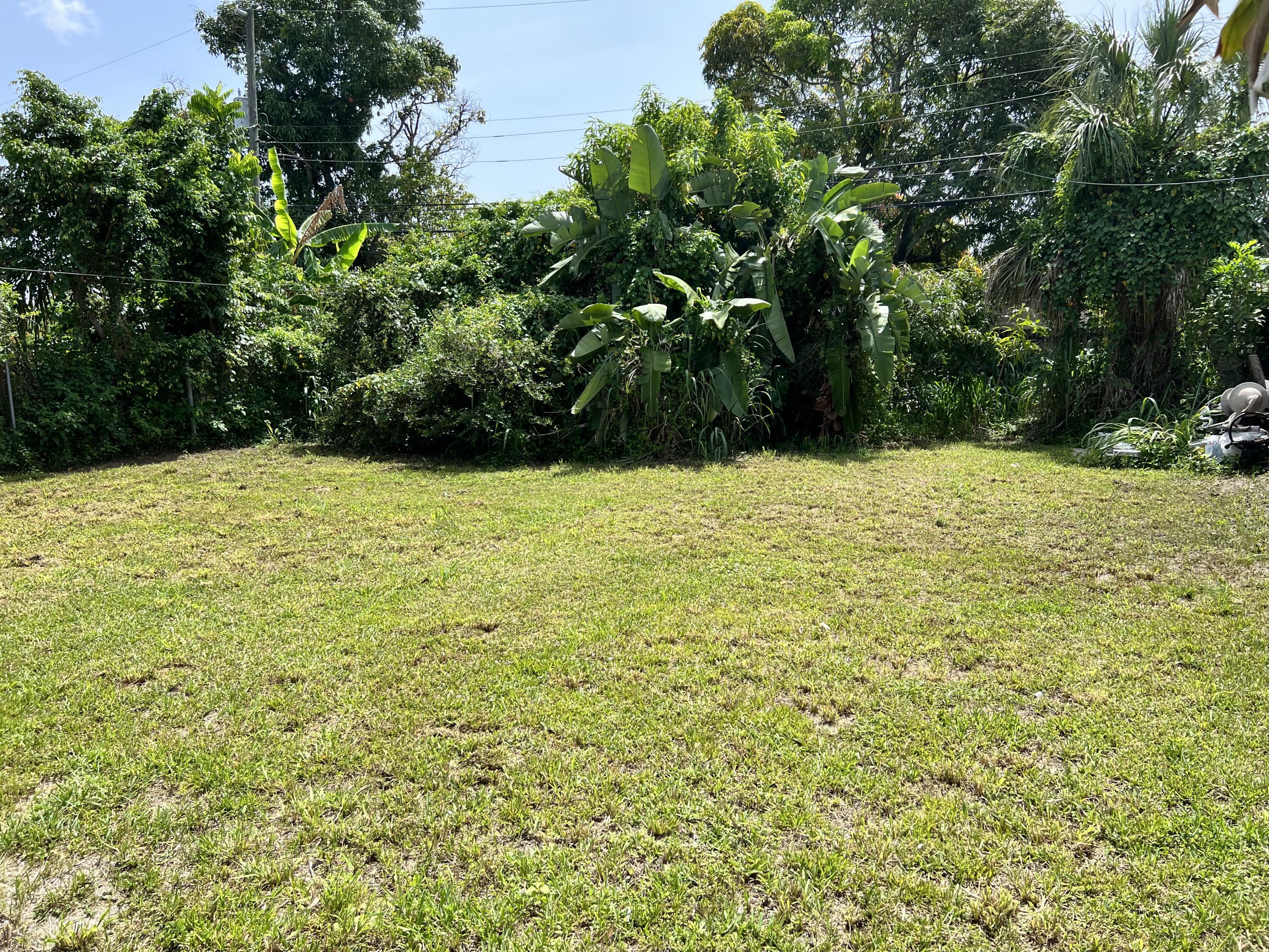 332 Fleming Avenue, Greenacres, FL 33463, Greenacres - Photo 2