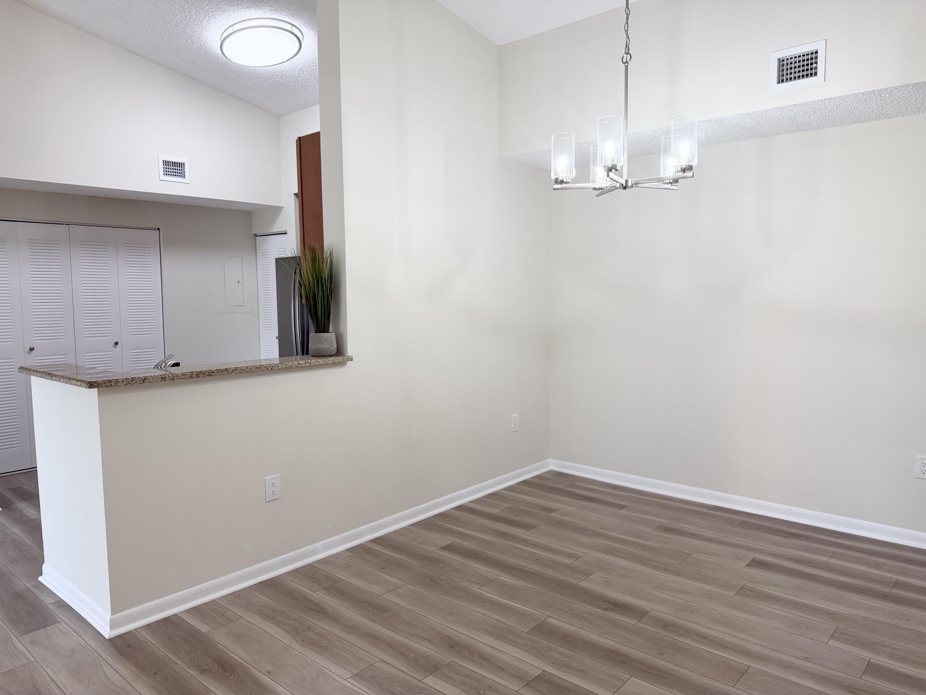 6968 SW 39th Street F302, Davie, FL 33314, Davie - Photo 4