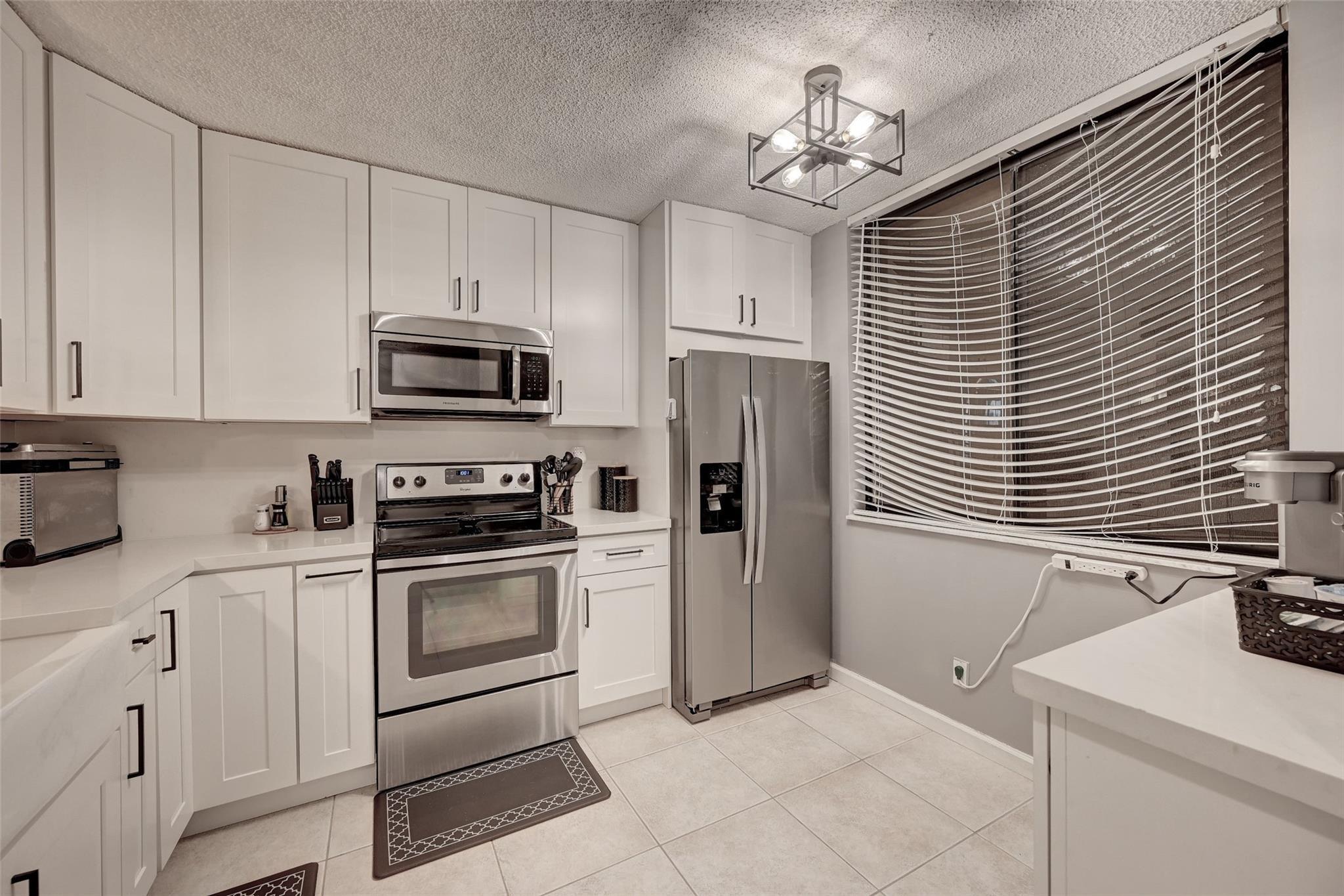 8592 W Sunrise Boulevard Unit 206, Plantation, FL 33322, Plantation