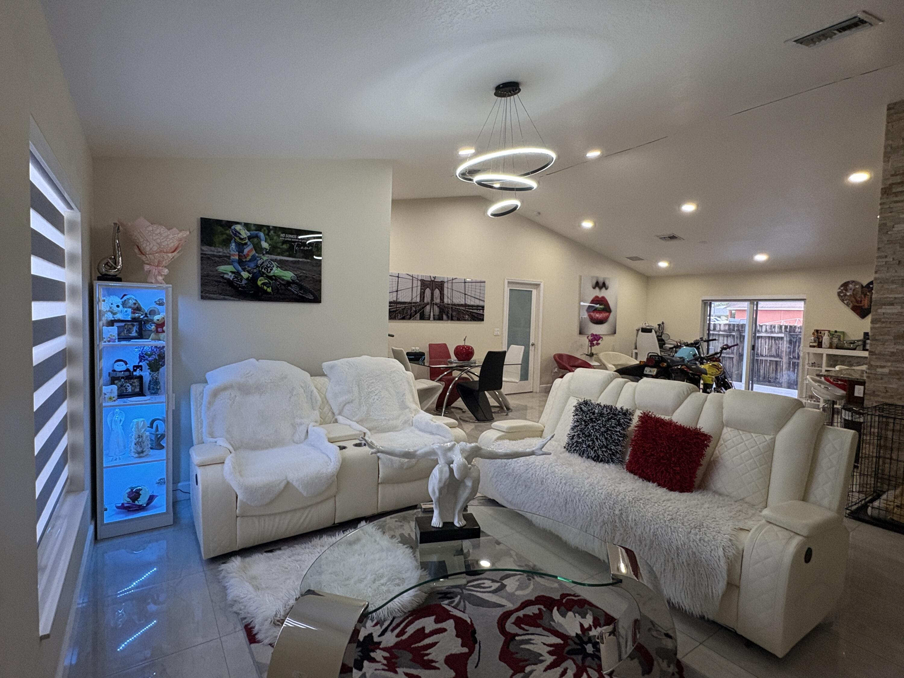 3941 TROPICAL Way, Palm Springs, FL 33461, Palm Springs - Photo 5