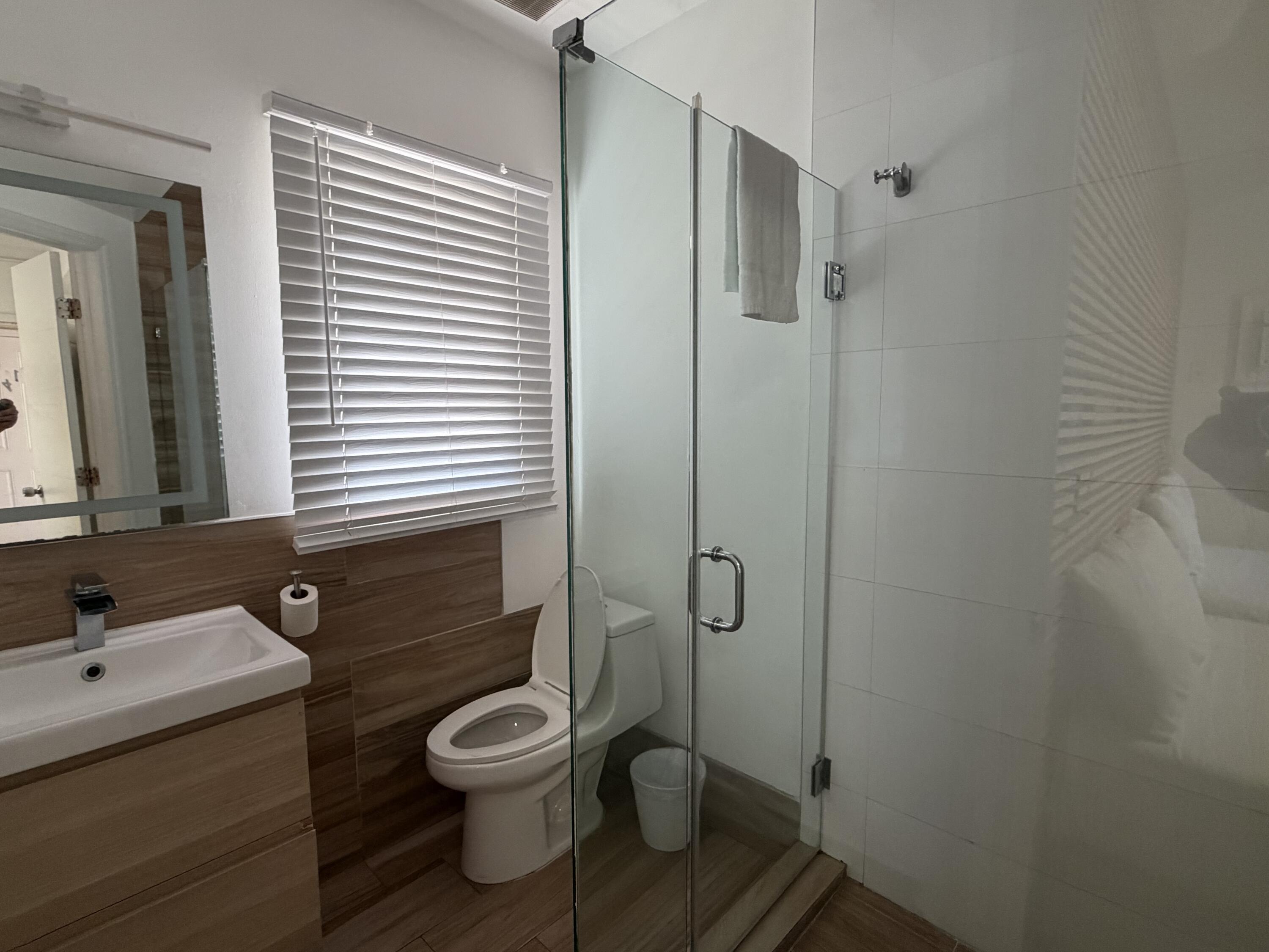 380 S FEDERAL Highway 11, Dania Beach, FL 33004, Dania Beach - Photo 4