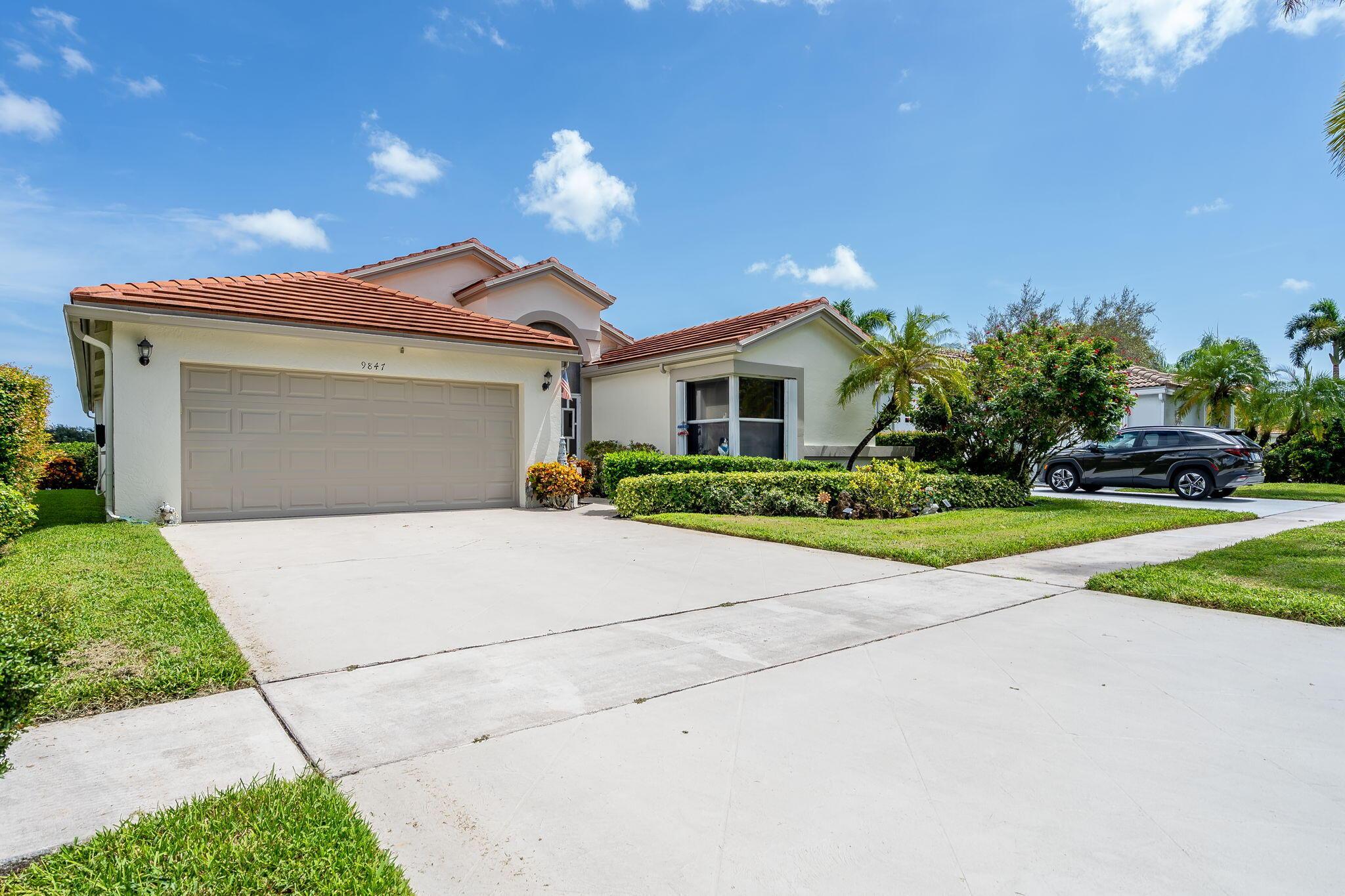 9847 Harbour Lake Circle, Boynton Beach, FL 33437, Boynton Beach - Photo 2