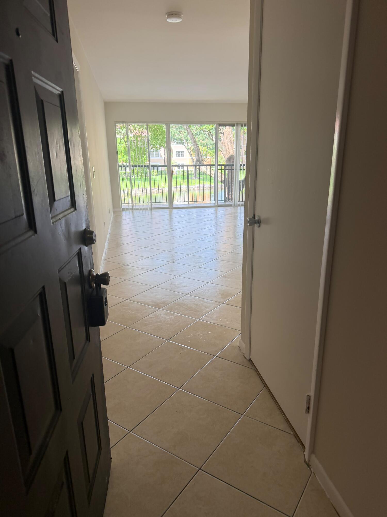 8701 WILES Road 204, Coral Springs, FL 33067, Coral Springs - Photo 5