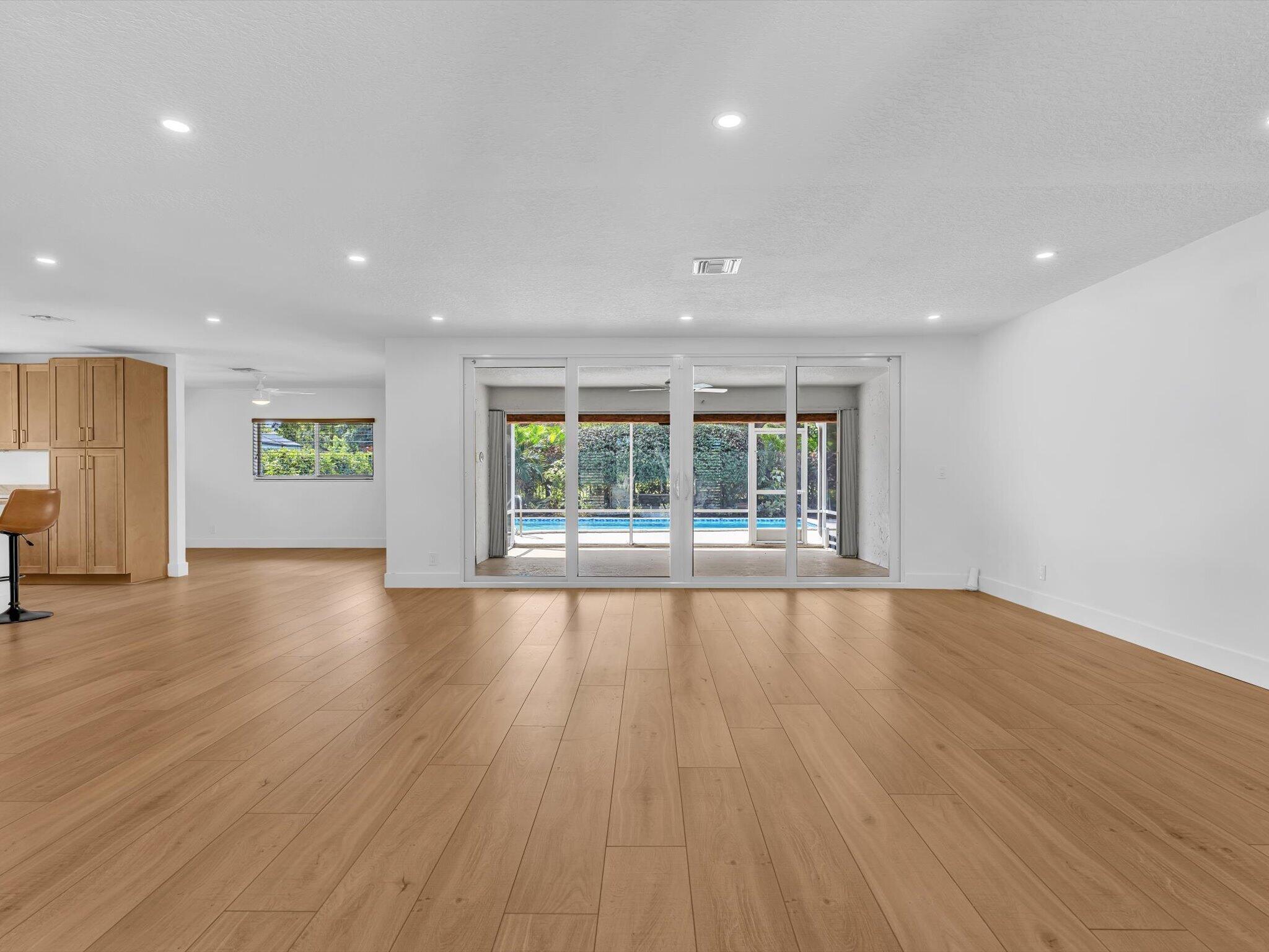 3264 Lakeview Drive, Delray Beach, FL 33445, Delray Beach - Photo 5