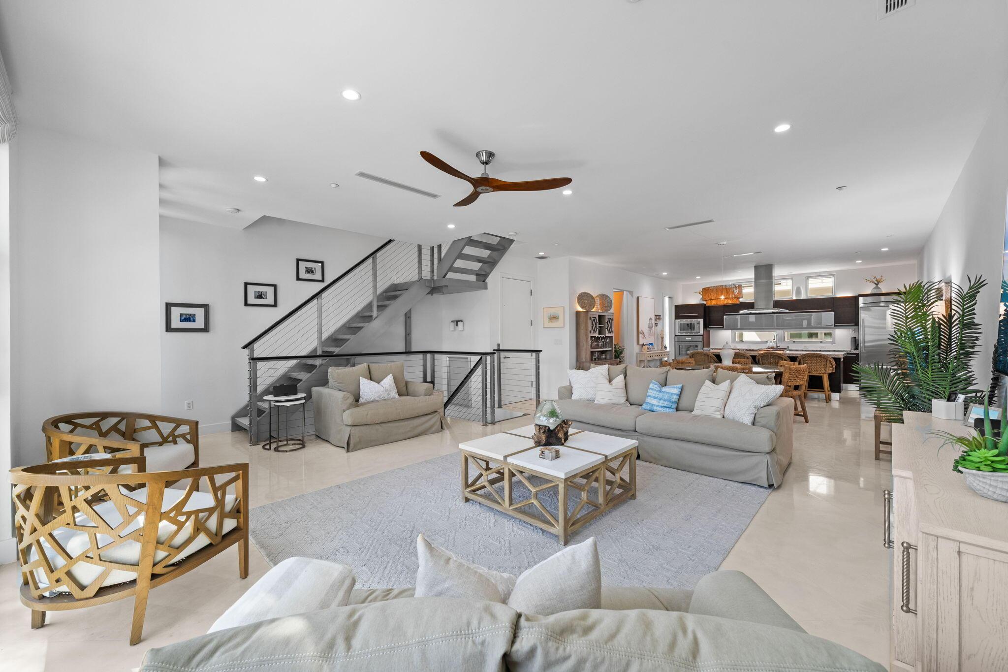 705 BRINY Avenue, Pompano Beach, FL 33062, Pompano Beach - Photo 2