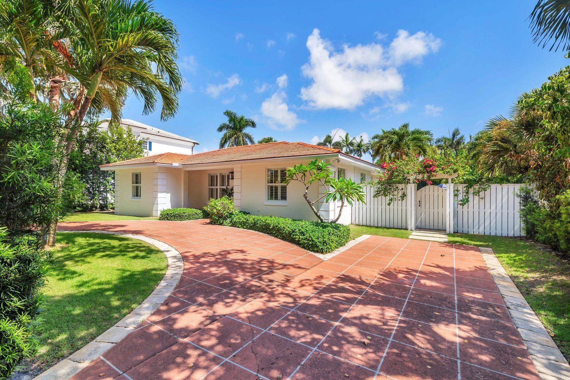 145 Seville Road, West Palm Beach, FL 33405, West Palm Beach - Photo 2