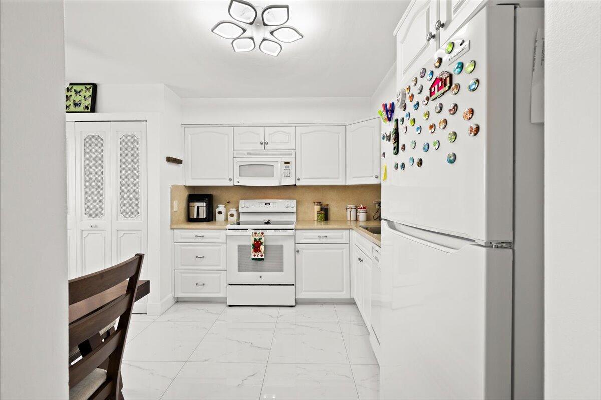 4550 NW 18TH Avenue 406, Deerfield Beach, FL 33064, Deerfield Beach - Photo 5