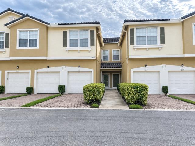 1571 SE HAMPSHIRE Way 102, Stuart, FL 34994, Stuart