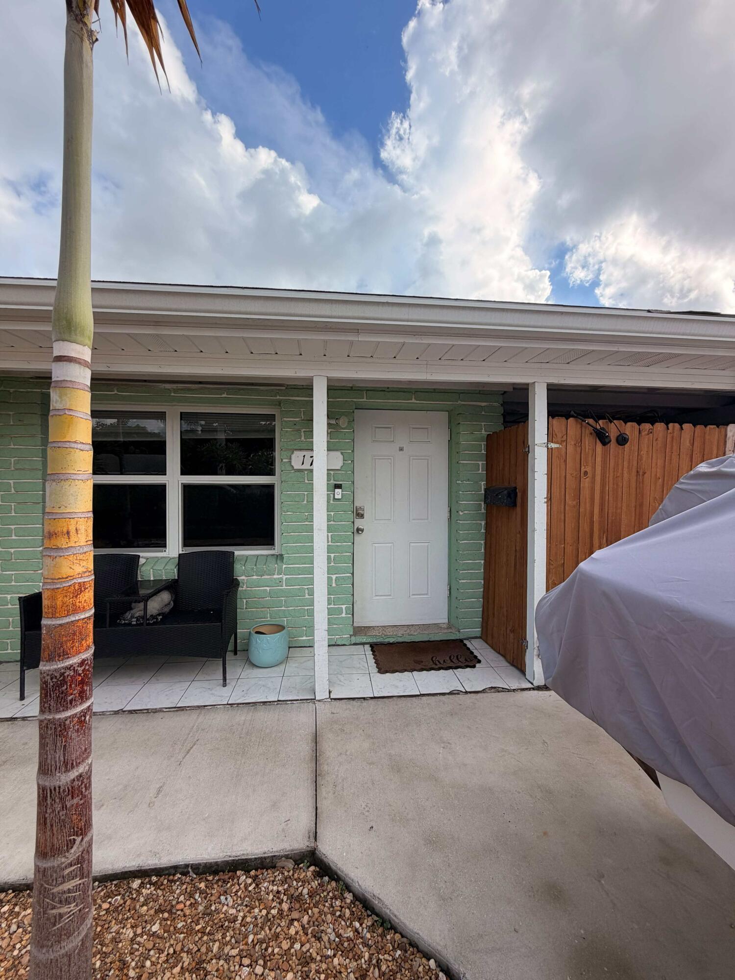 175 E 24TH Street, Riviera Beach, FL 33404, Riviera Beach - Photo 2