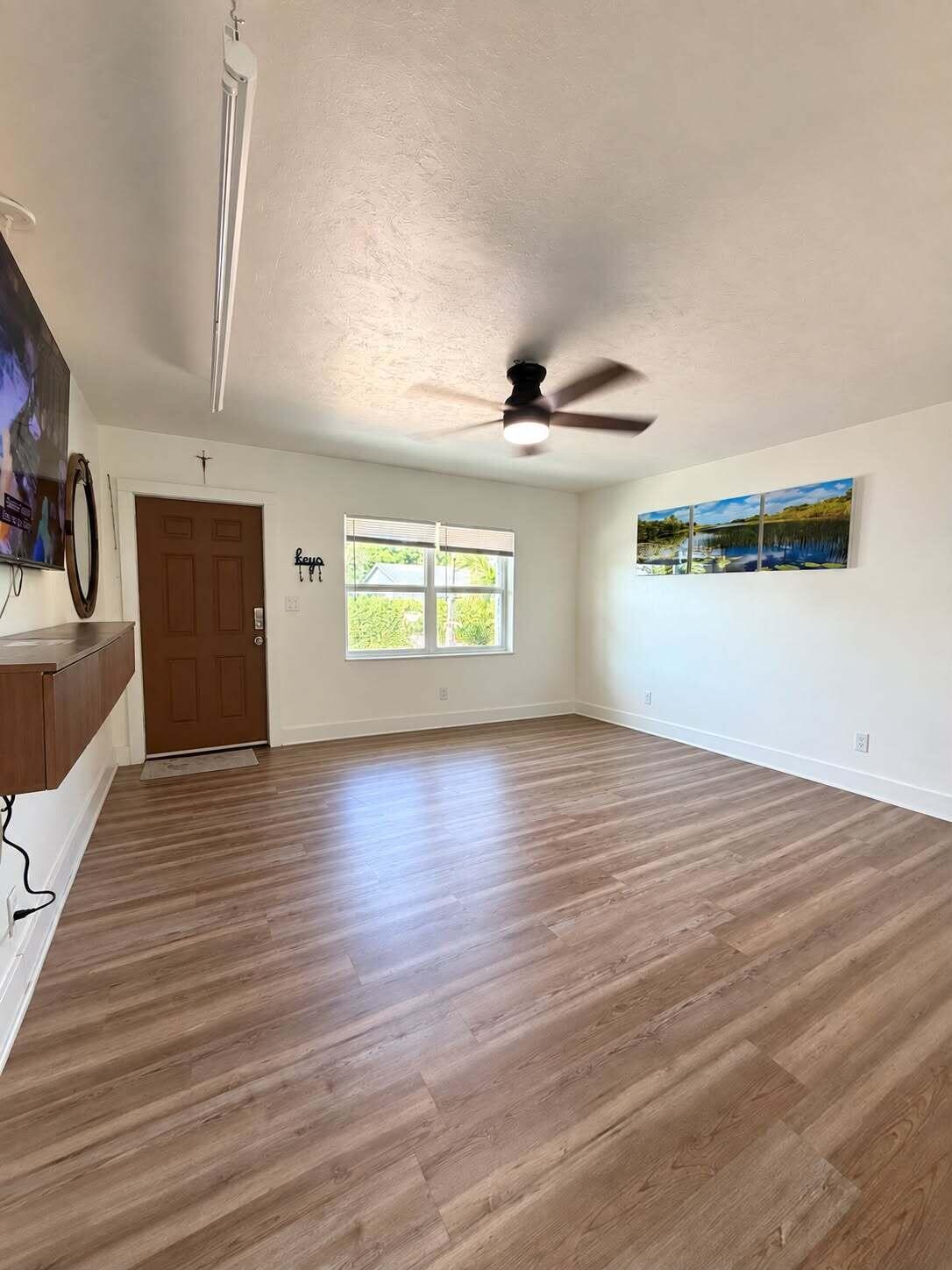 175 E 24TH Street, Riviera Beach, FL 33404, Riviera Beach - Photo 3