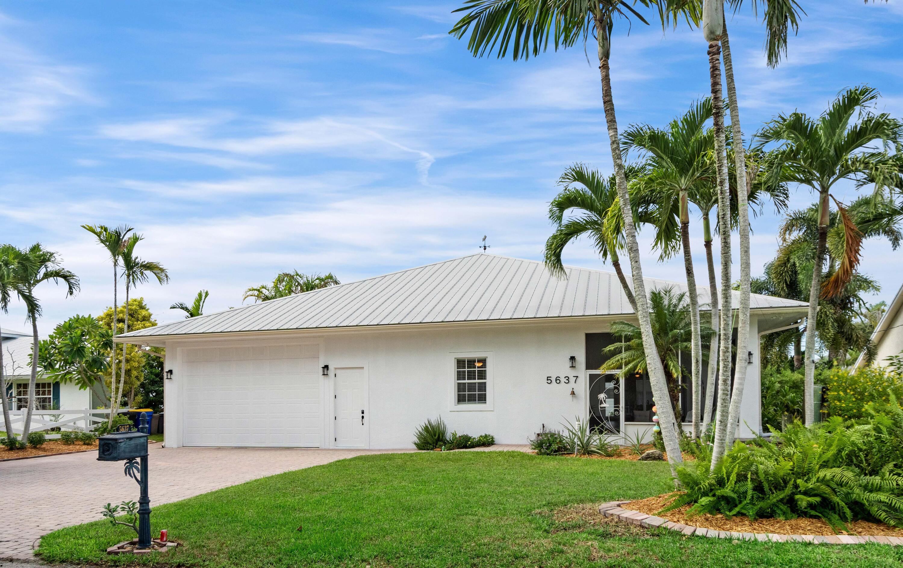 5637 SE MAJOR Way, Stuart, FL 34997, Stuart - Photo 3